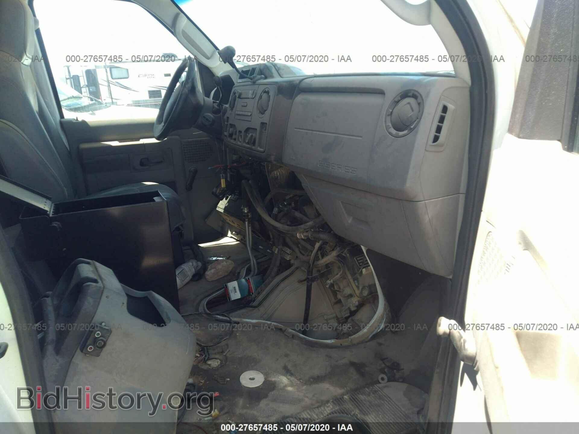2010 FORD ECONOLINE - VIN: 1FBSS3BL3ADA73924 - Фото 5