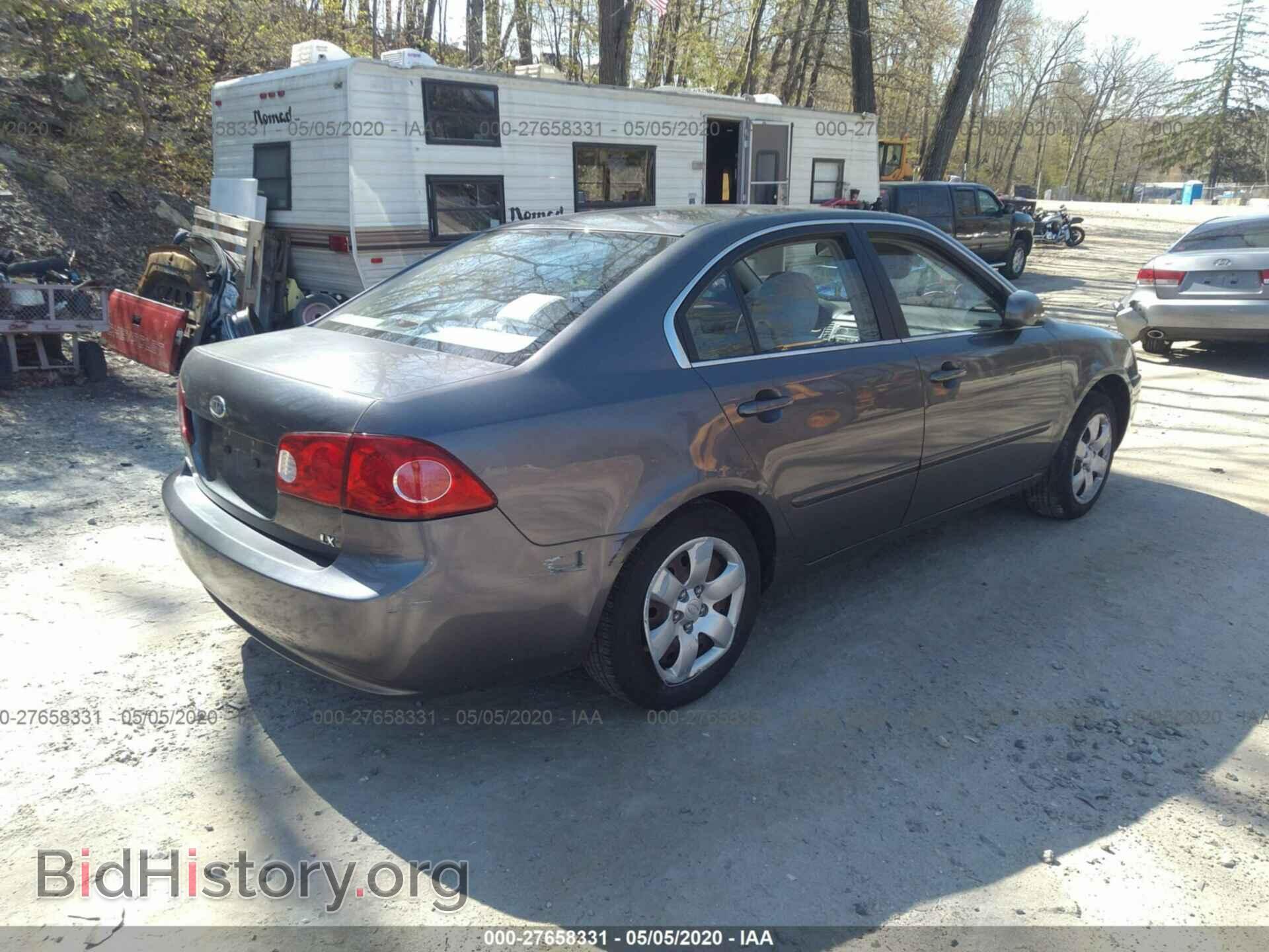 2006 KIA OPTIMA - VIN: KNAGE123665052657 - Фото 4
