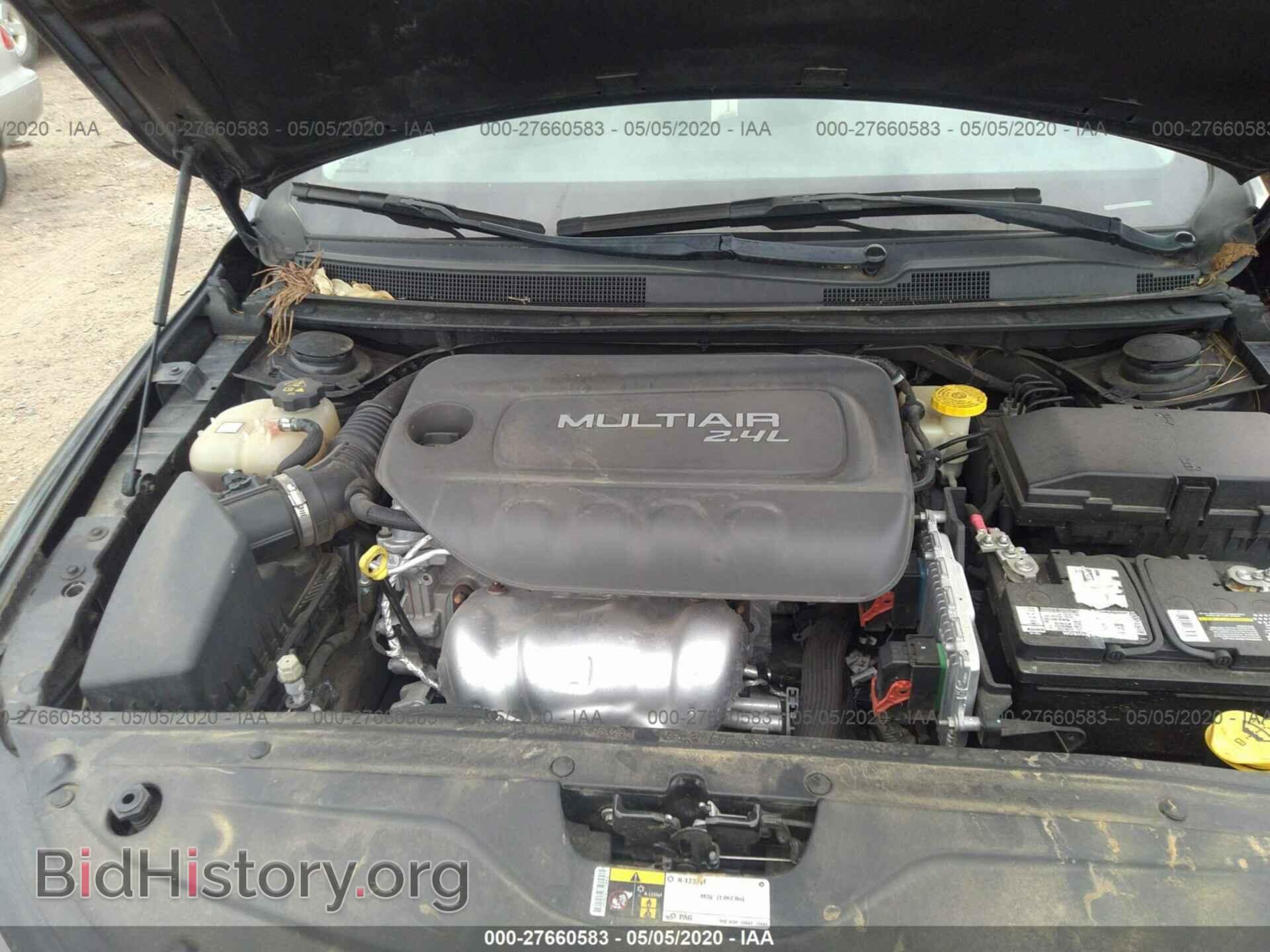 2015 CHRYSLER 200 - VIN: 1C3CCCAB3FN658109 - Фото 10