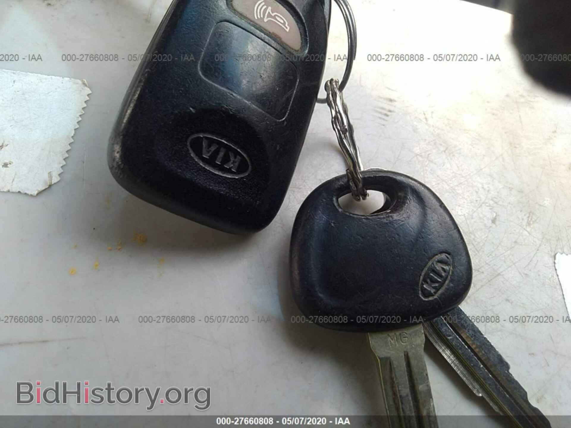 2007 KIA OPTIMA - VIN: KNAGE124275156248 - Фото 11