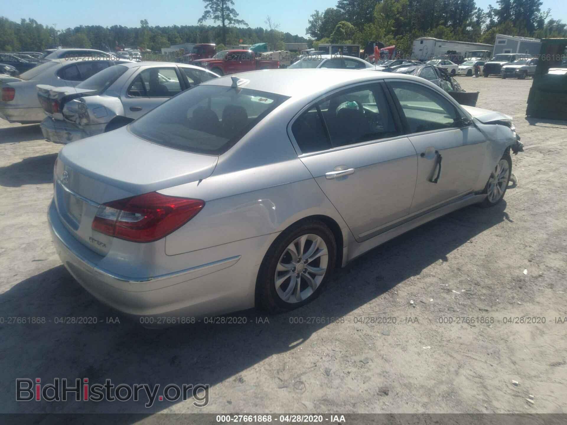 2013 HYUNDAI GENESIS - VIN: KMHGC4DD5DU212946 - Фото 4
