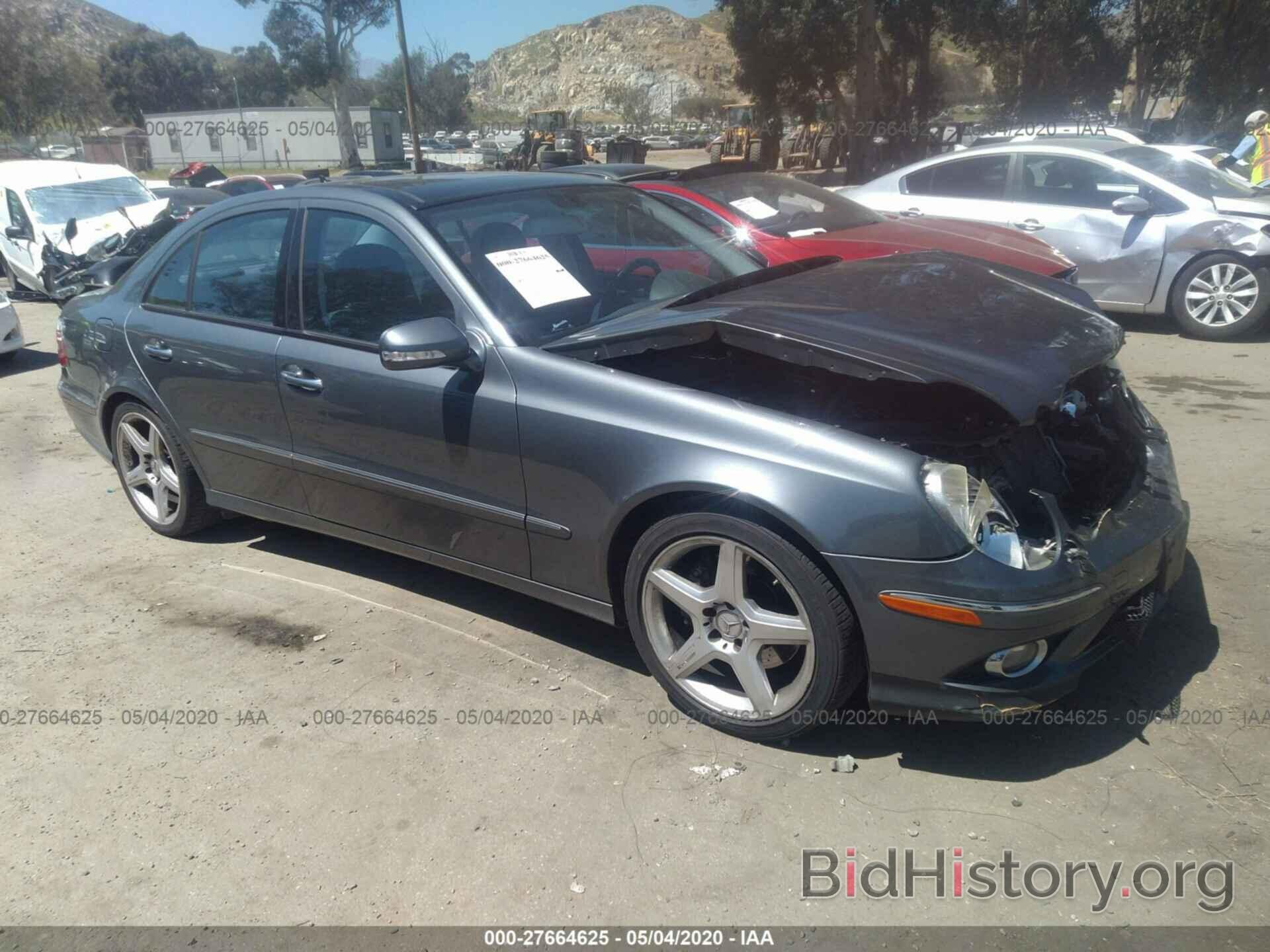 Photo WDBUF56X89B408764 - MERCEDES-BENZ E 2009