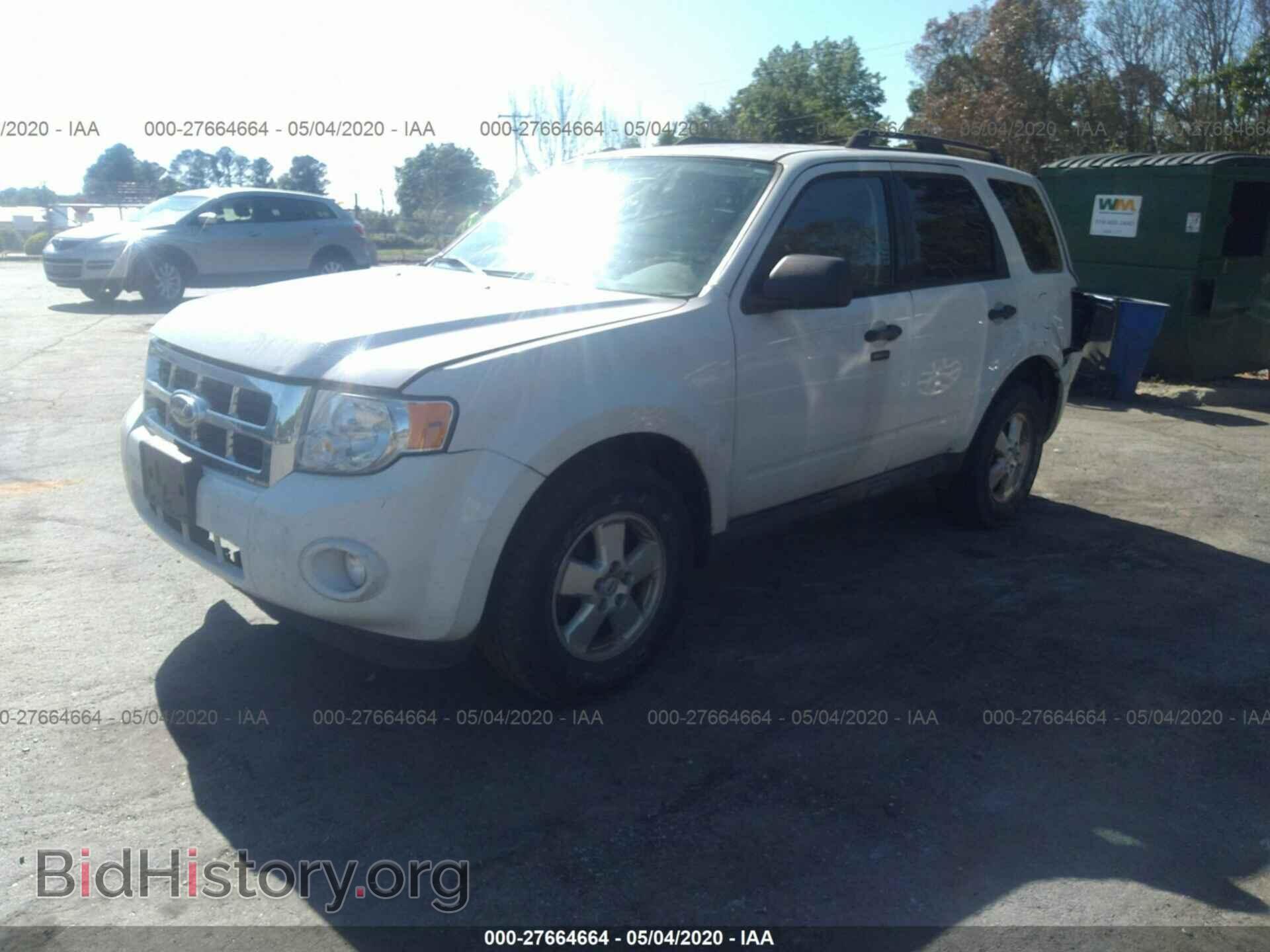 2011 FORD ESCAPE - VIN: 1FMCU9D74BKC12402 - Фото 2