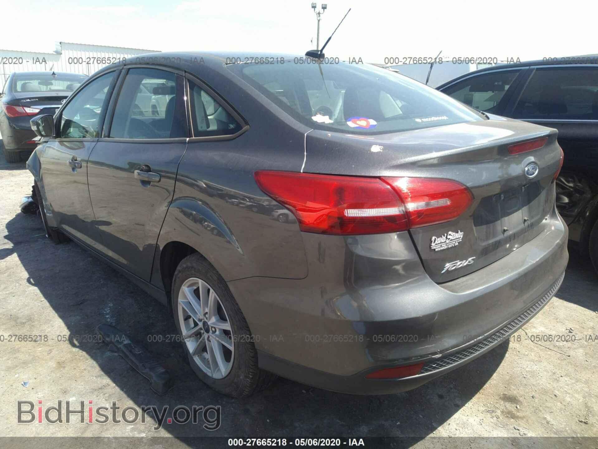 2017 FORD FOCUS - VIN: 1FADP3F26HL300360 - Фото 3