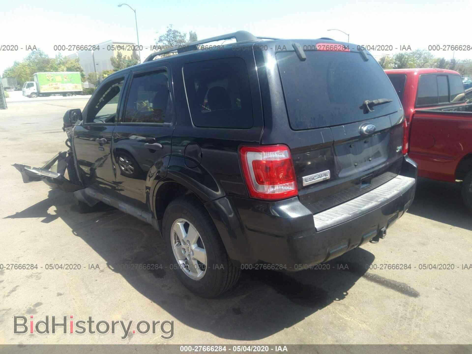 2011 FORD ESCAPE - VIN: 1FMCU0DG9BKA08321 - Фото 3