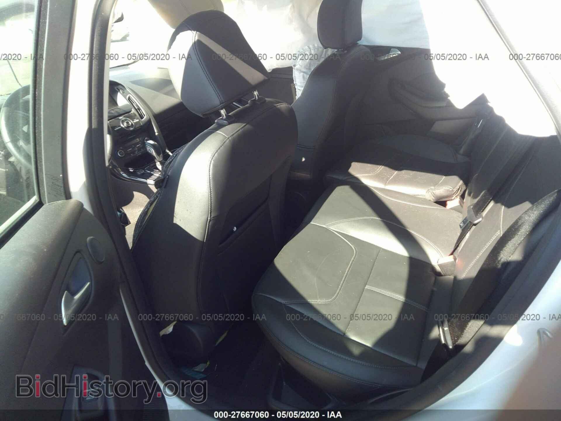 2016 FORD FOCUS - VIN: 1FADP3J22GL201332 - Photo 8