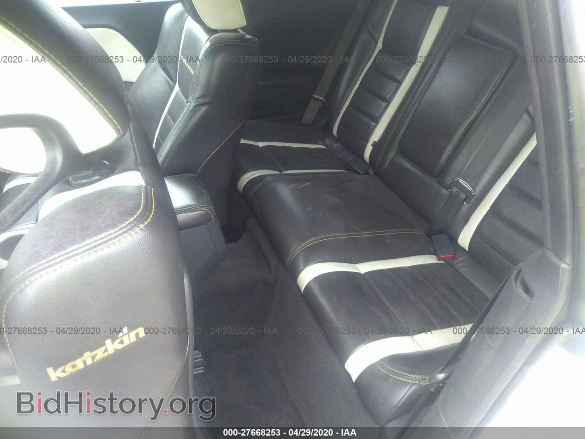 2010 DODGE CHALLENGER - VIN: 2B3CJ4DV6AH323183 - Photo 8