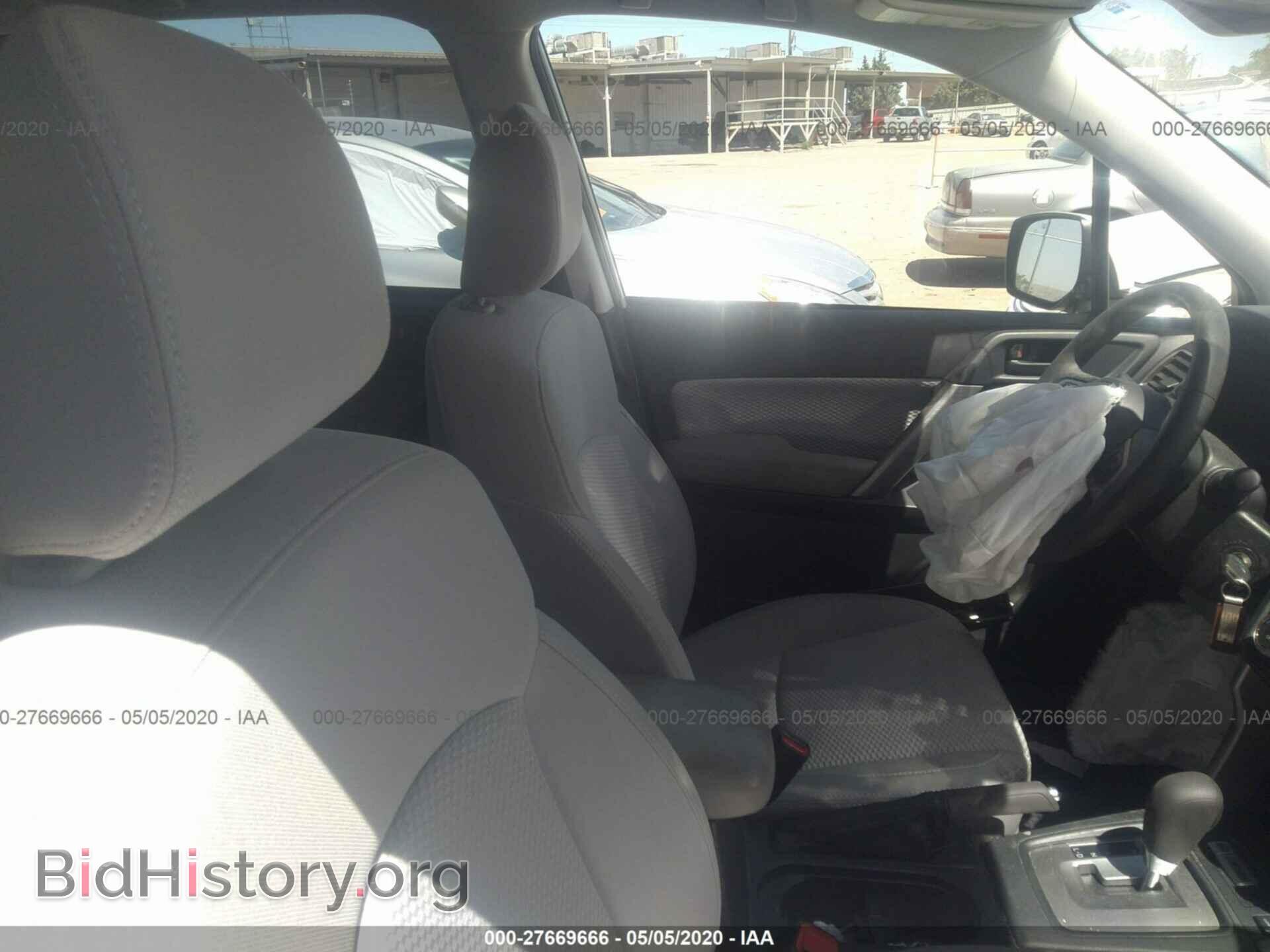 2017 SUBARU FORESTER - VIN: JF2SJAGC4HH581917 - Фото 5