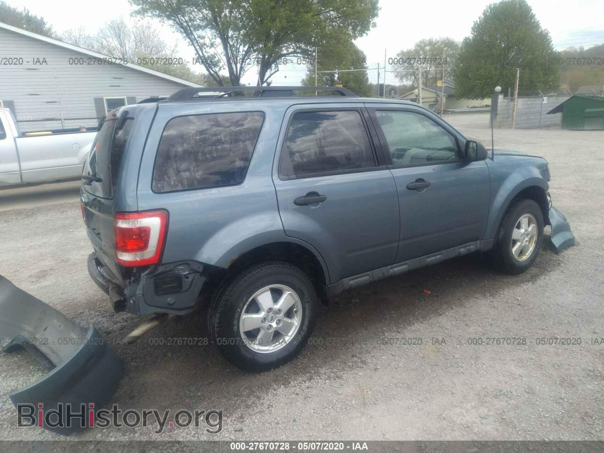 2011 FORD ESCAPE - VIN: 1FMCU0D71BKC49872 - Photo 4
