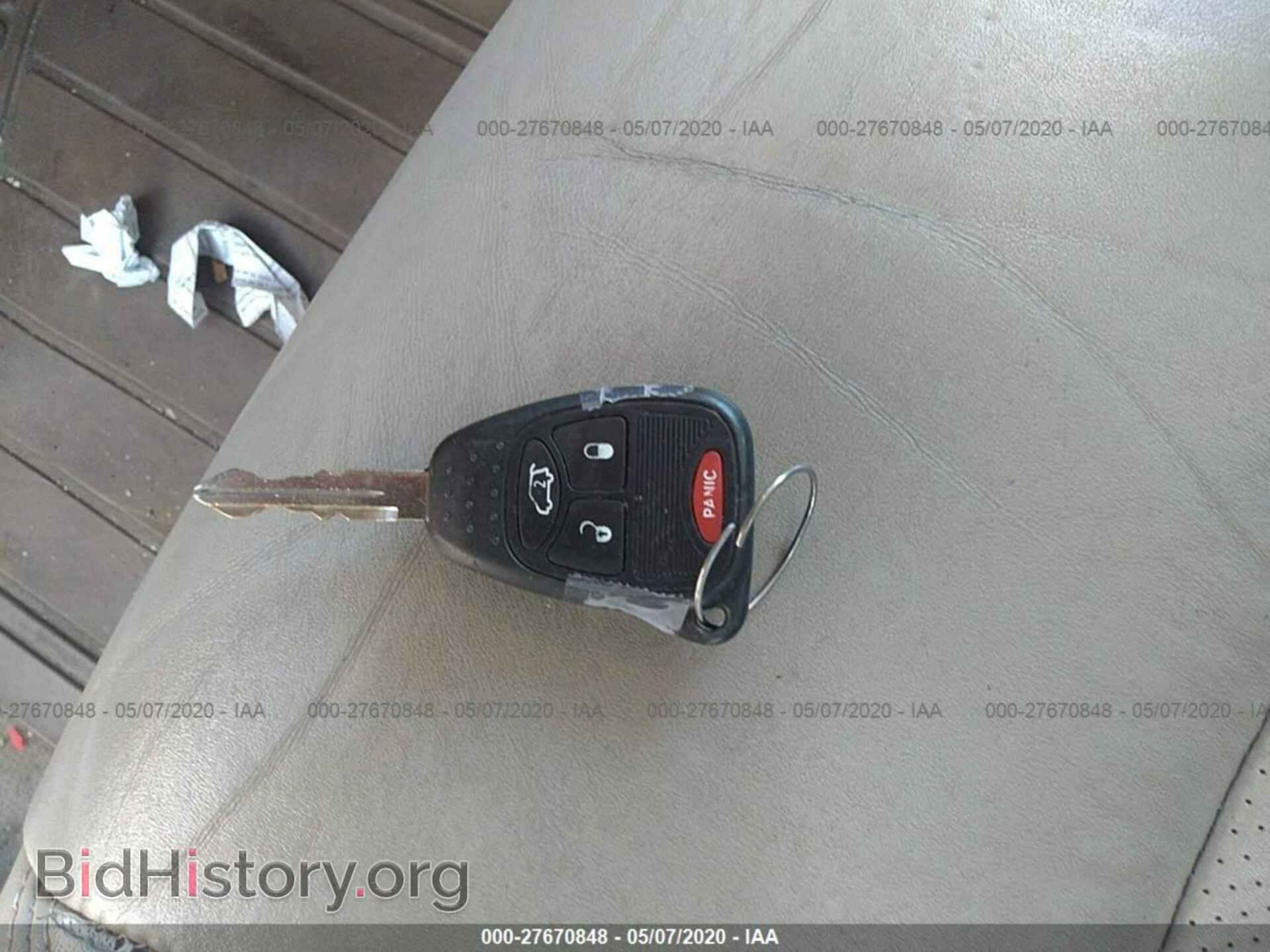 2007 CHRYSLER 300C - VIN: 2C3LA63H17H825439 - Фото 11