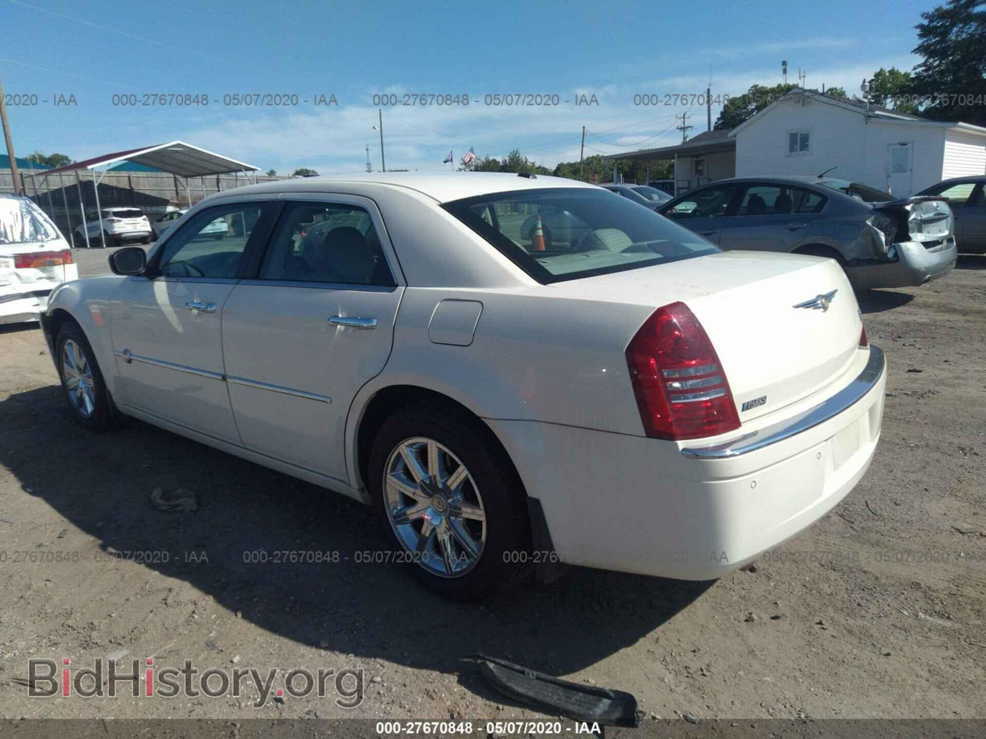 2007 CHRYSLER 300C - VIN: 2C3LA63H17H825439 - Фото 3