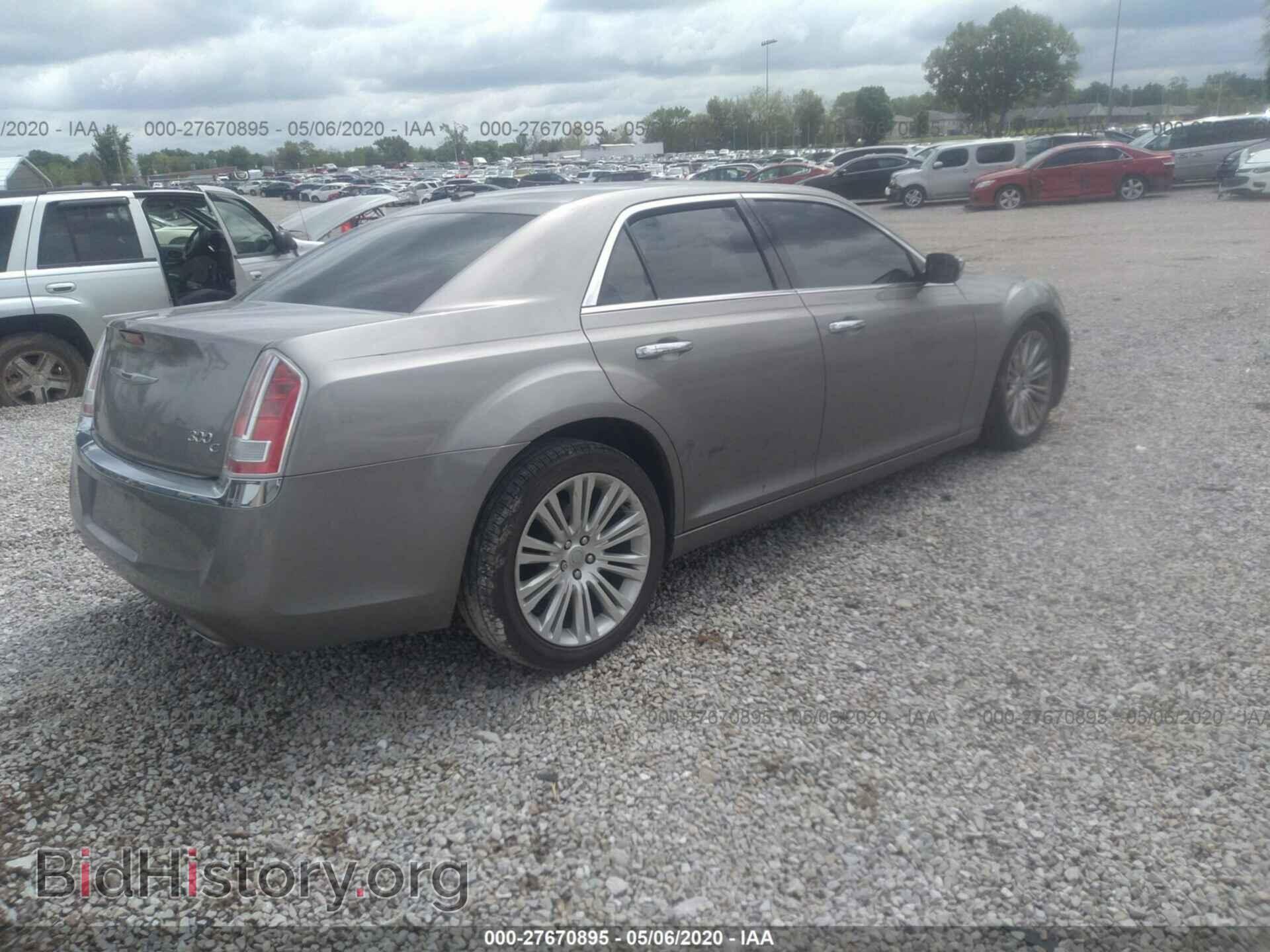 2014 CHRYSLER 300 - VIN: 2C3CCAEG3EH283677 - Фото 4