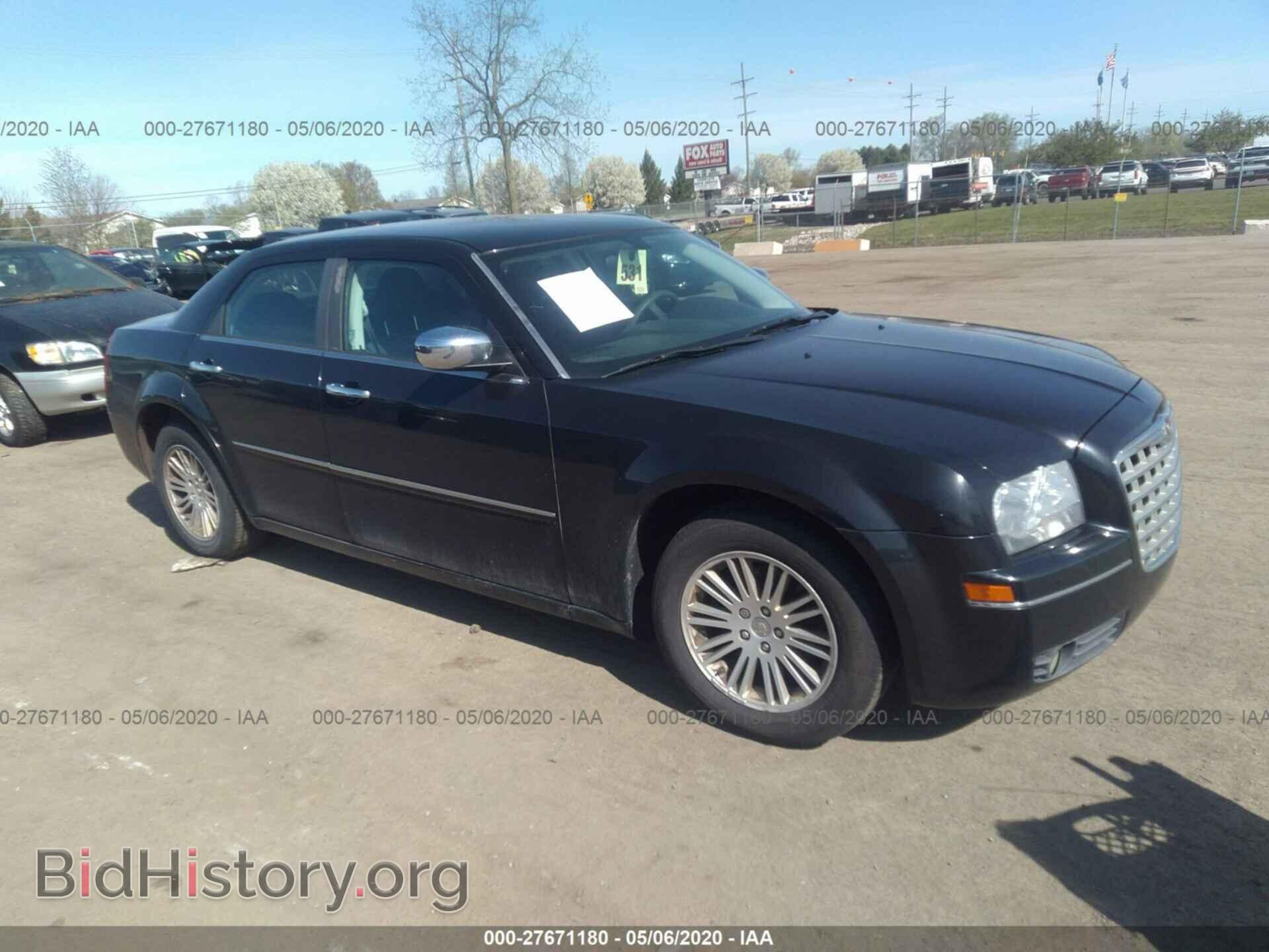 Photo 2C3CA4CD2AH328523 - CHRYSLER 300 2010