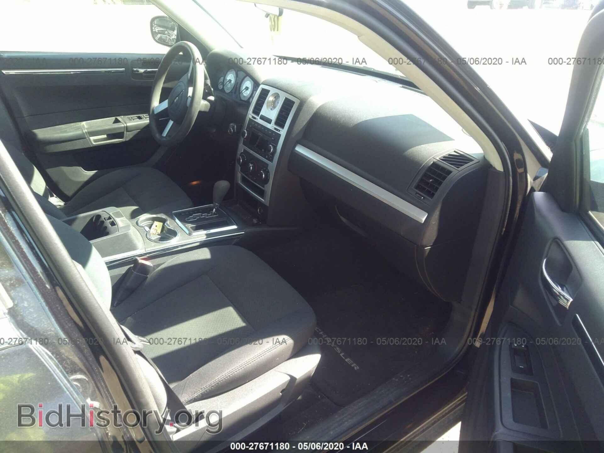 2010 CHRYSLER 300 - VIN: 2C3CA4CD2AH328523 - Фото 5