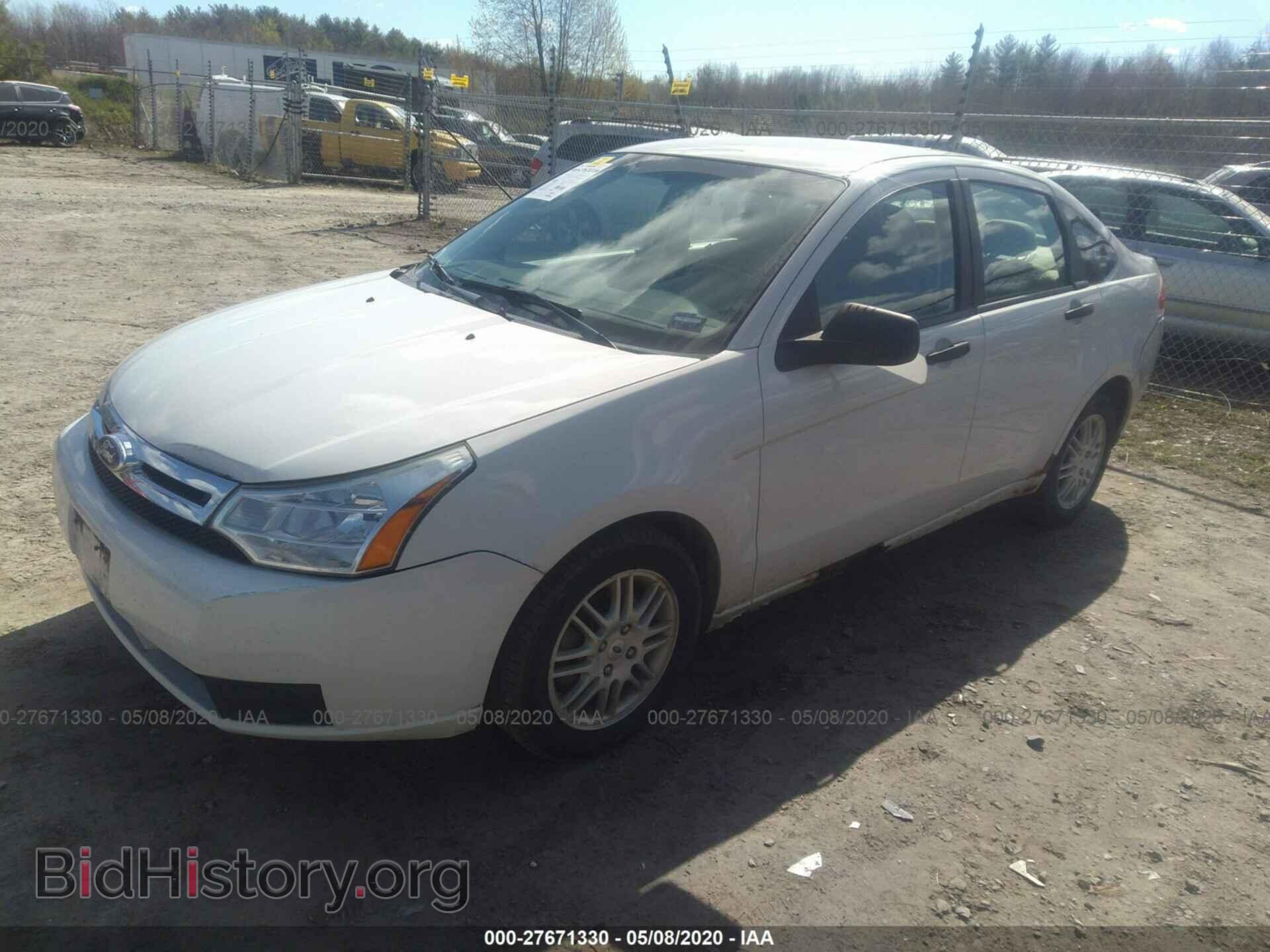 2011 FORD FOCUS - VIN: 1FAHP3FN4BW192371 - Фото 2