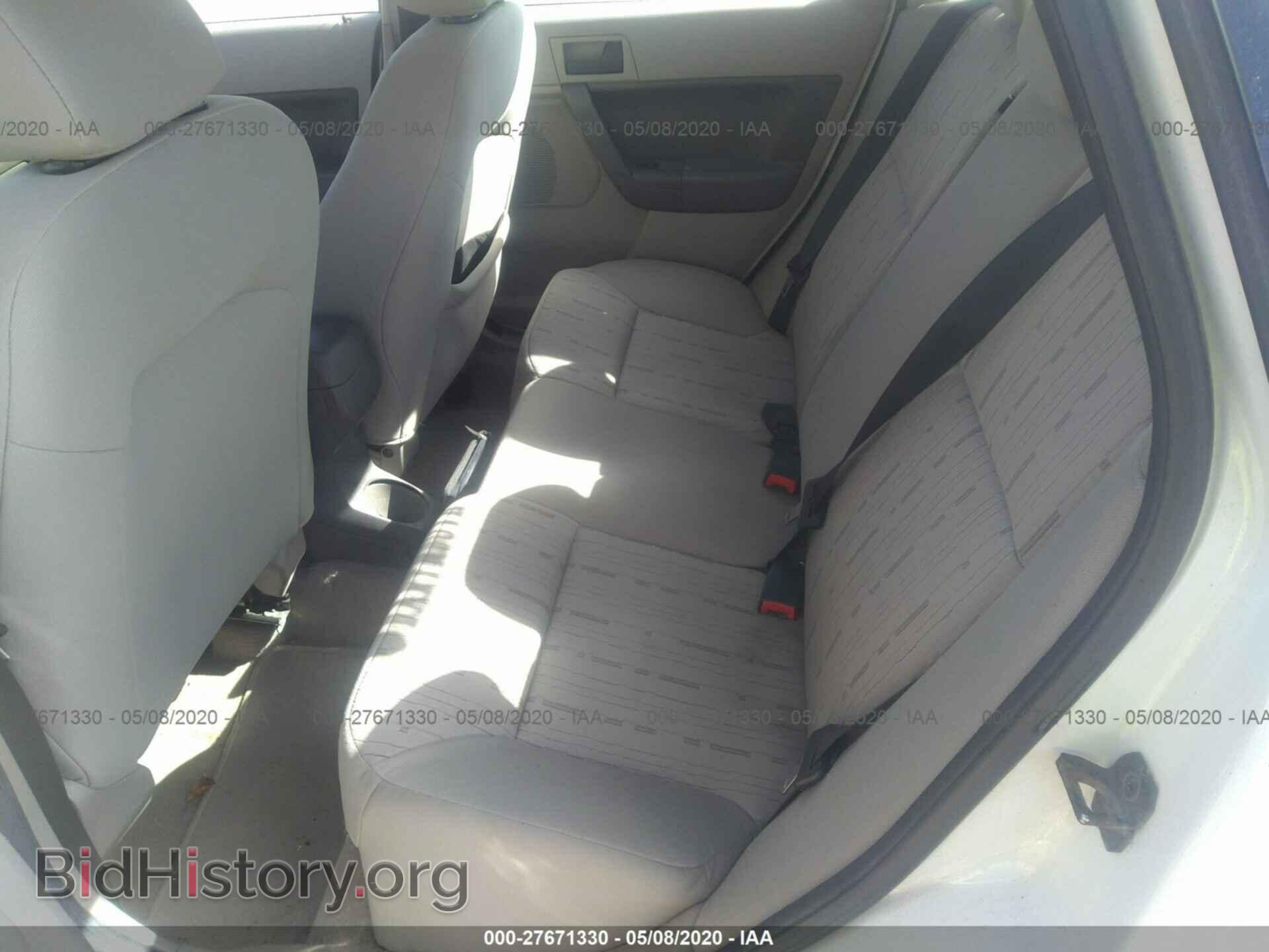 2011 FORD FOCUS - VIN: 1FAHP3FN4BW192371 - Фото 8