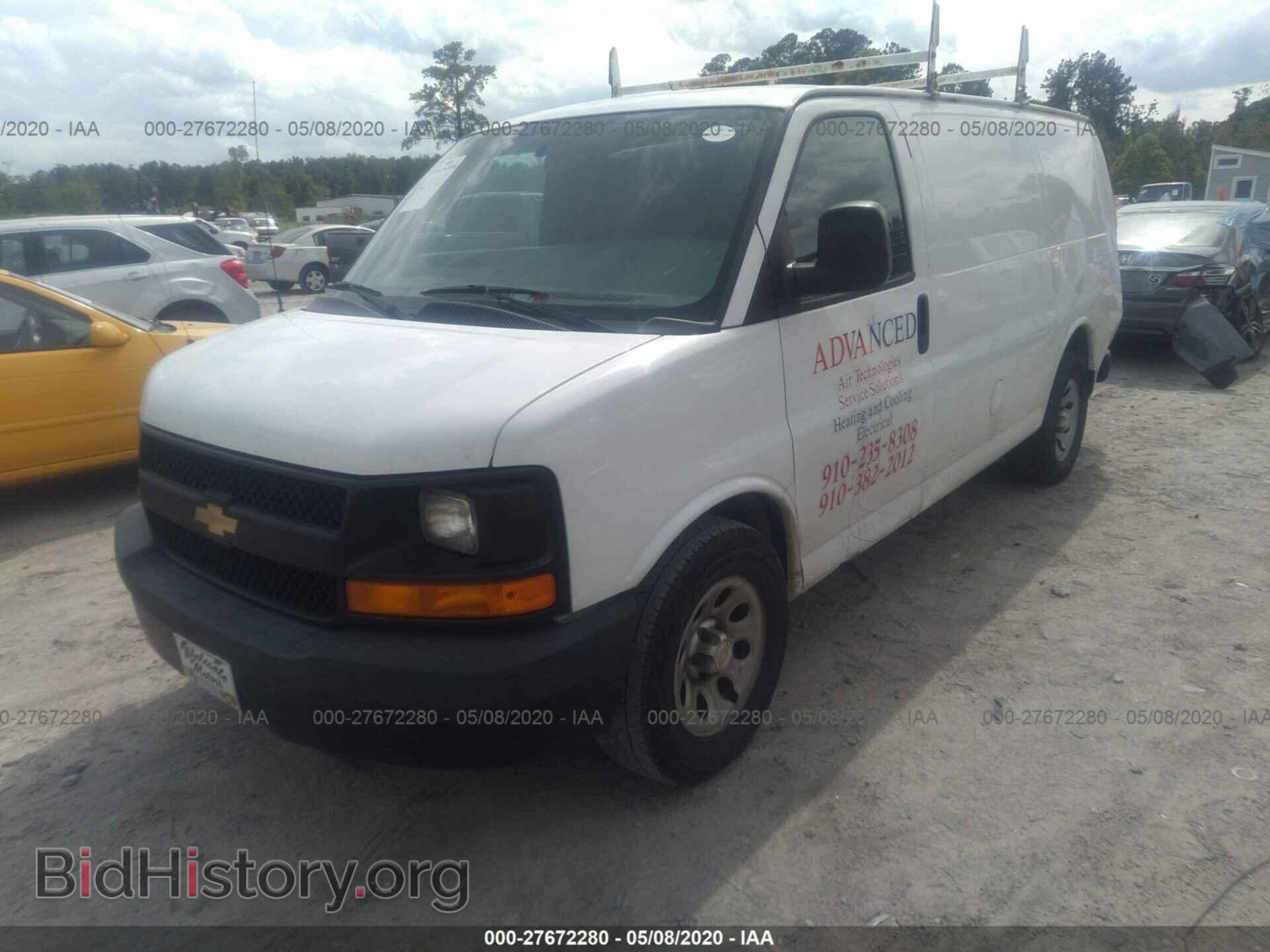 2014 CHEVROLET EXPRESS CARGO VAN - VIN: 1GCSGAFX1E1160632 - Photo 2