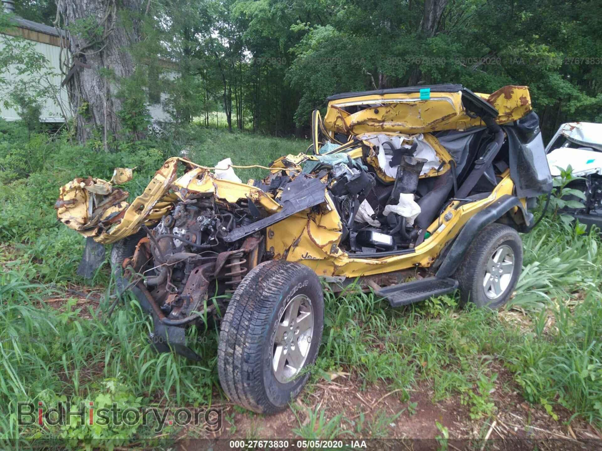 2000 JEEP WRANGLER - VIN: 1J4FA29PXYP796966 - Фото 2