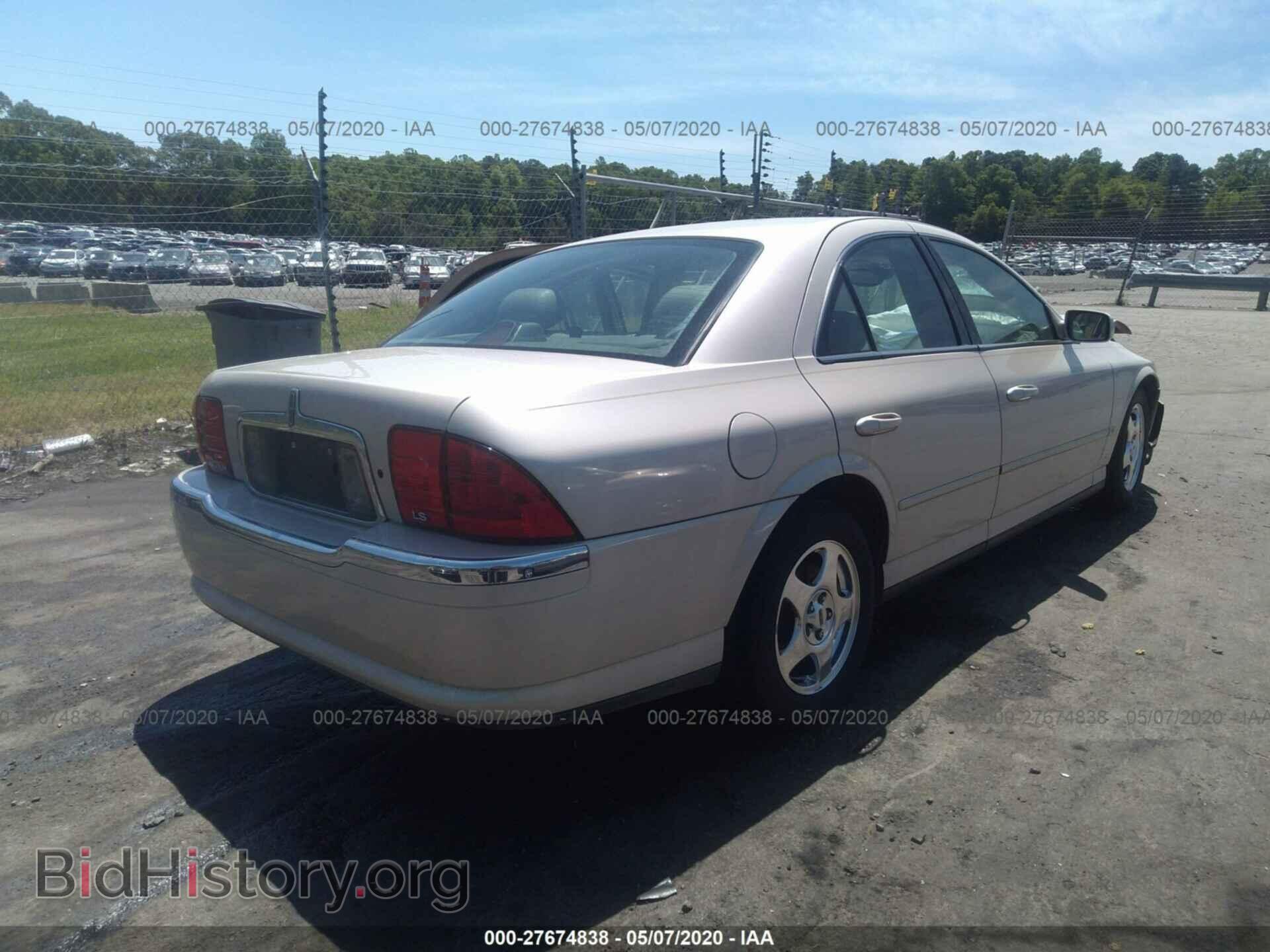 2000 LINCOLN LS - VIN: 1LNHM87A5YY865267 - Photo 4