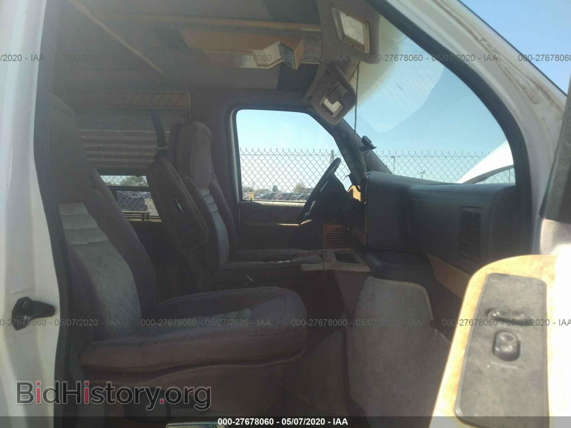 1994 FORD ECONOLINE - VIN: 1FDEE14H5RHA68625 - Фото 5
