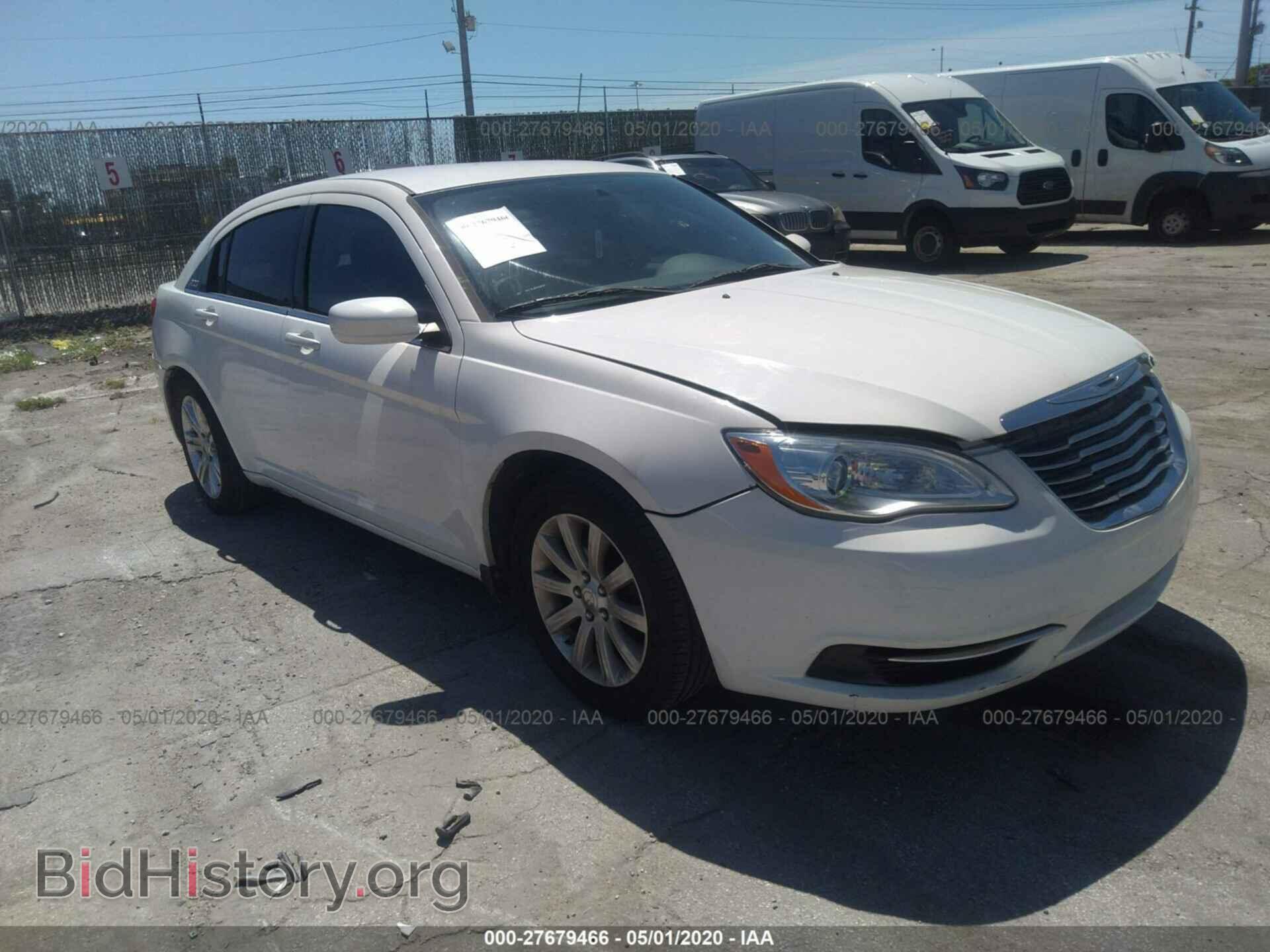 Photo 1C3BC1FB6BN500348 - CHRYSLER 200 2011