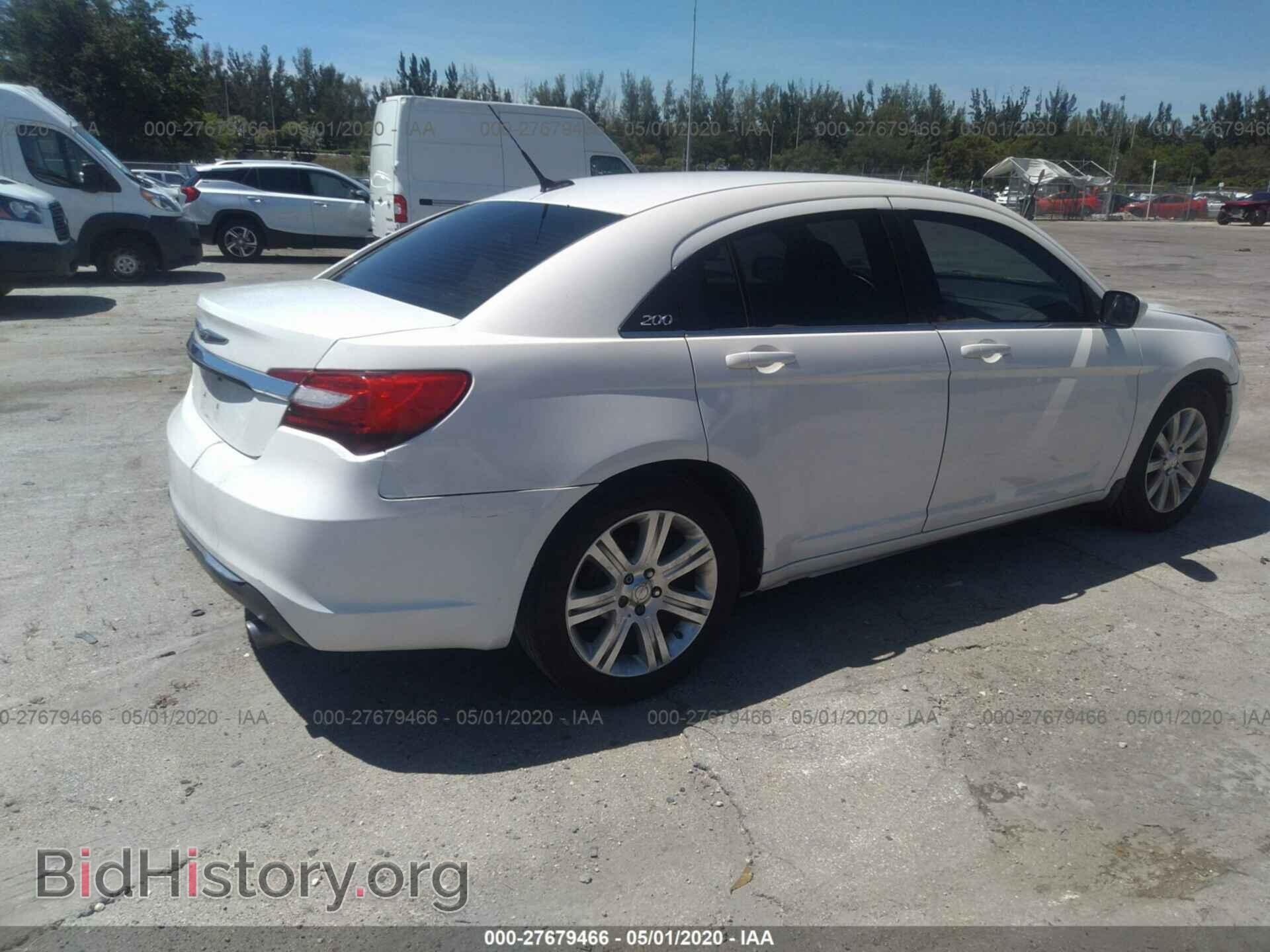 2011 CHRYSLER 200 - VIN: 1C3BC1FB6BN500348 - Фото 4