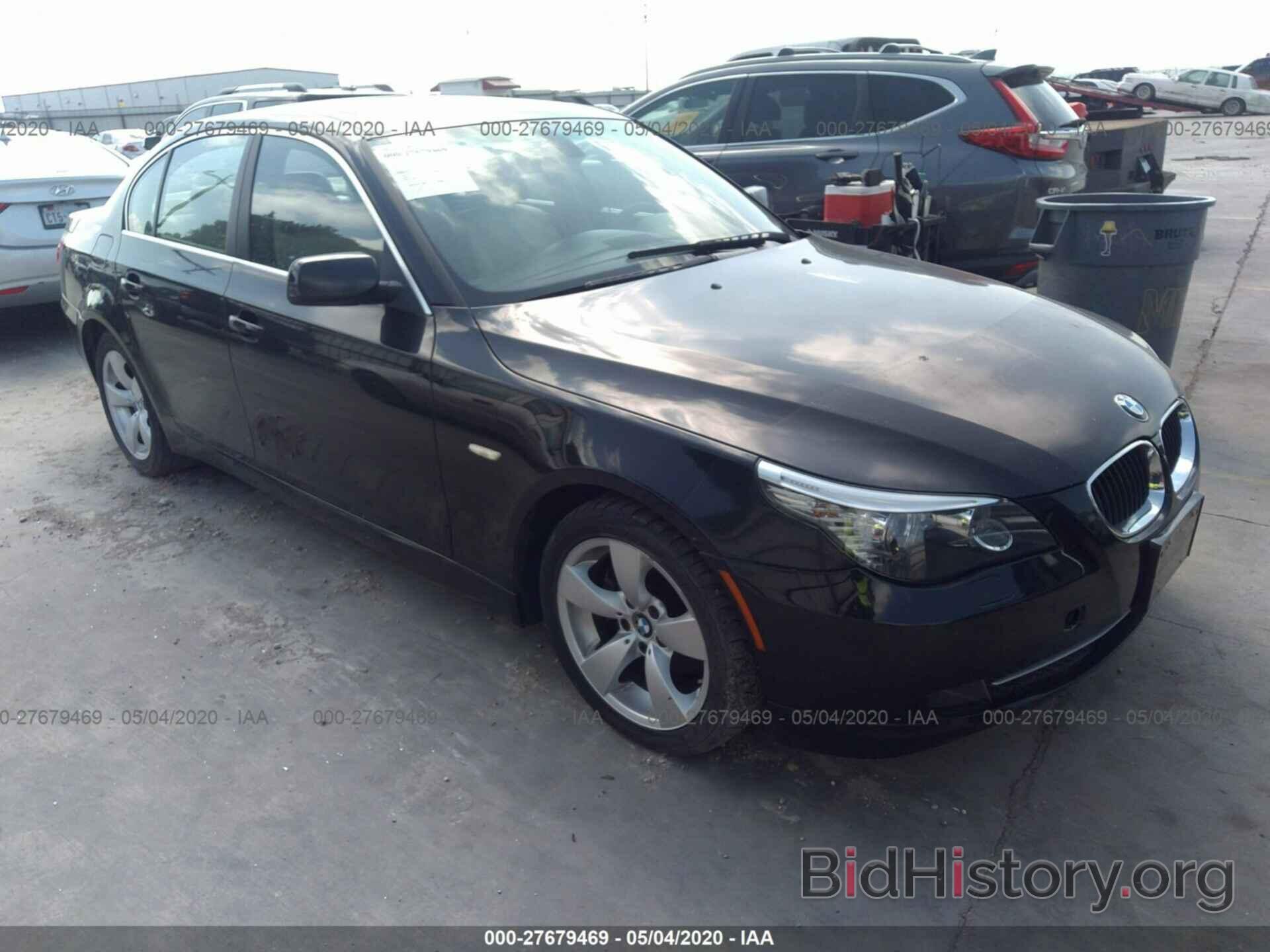 Photo WBANU53528CT01729 - BMW 528 2008