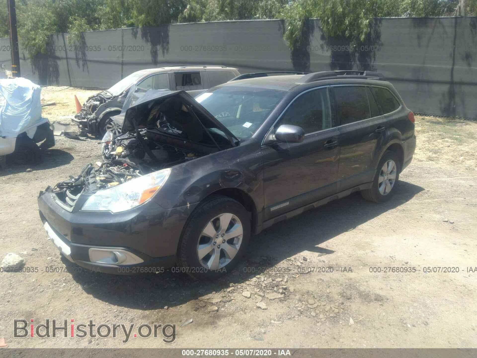2011 SUBARU OUTBACK - VIN: 4S4BRBLC8B3338789 - Photo 2