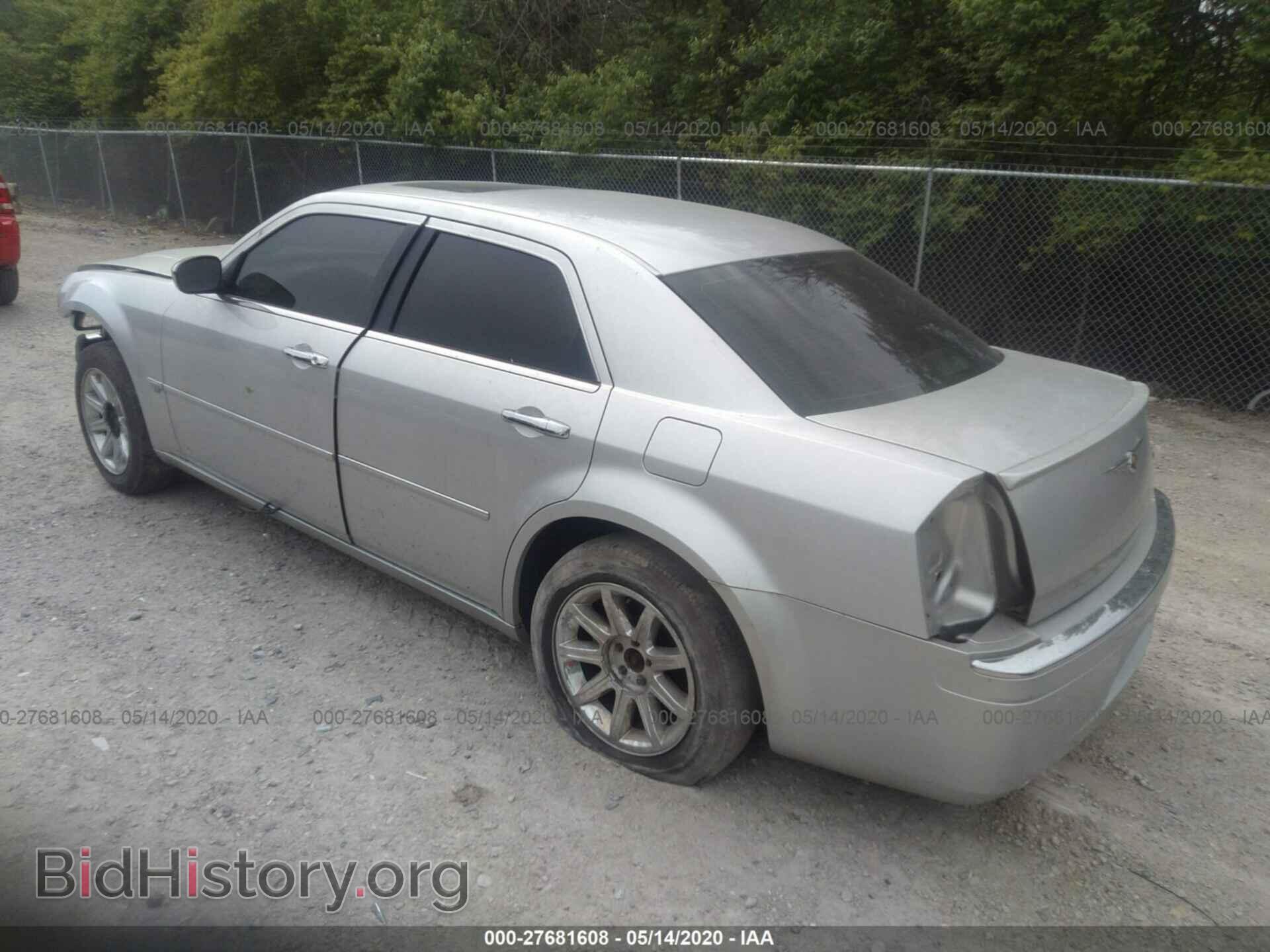 2005 CHRYSLER 300C - VIN: 2C3JA63H85H594995 - Фото 3