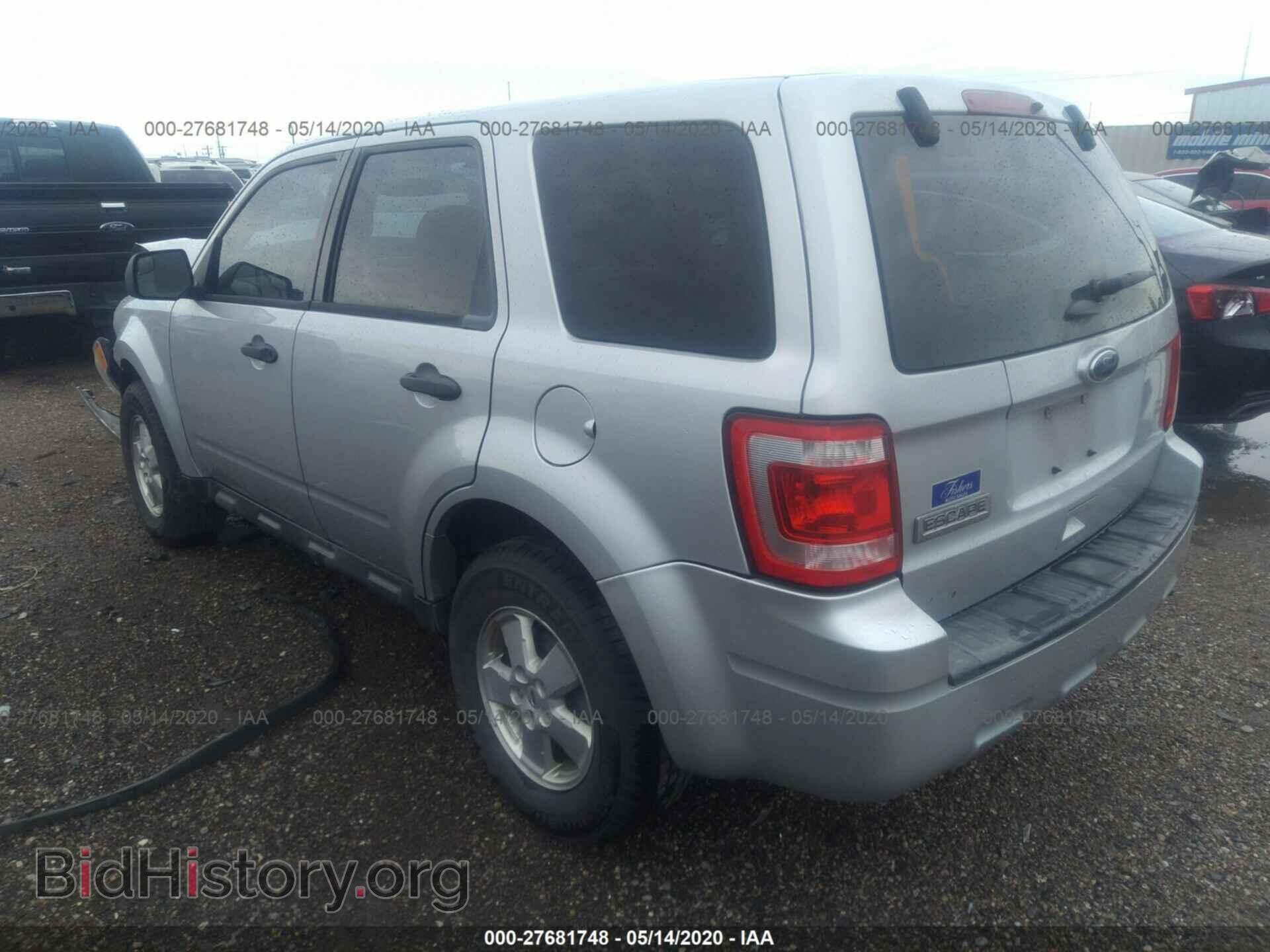 2011 FORD ESCAPE - VIN: 1FMCU0C72BKC62759 - Фото 3
