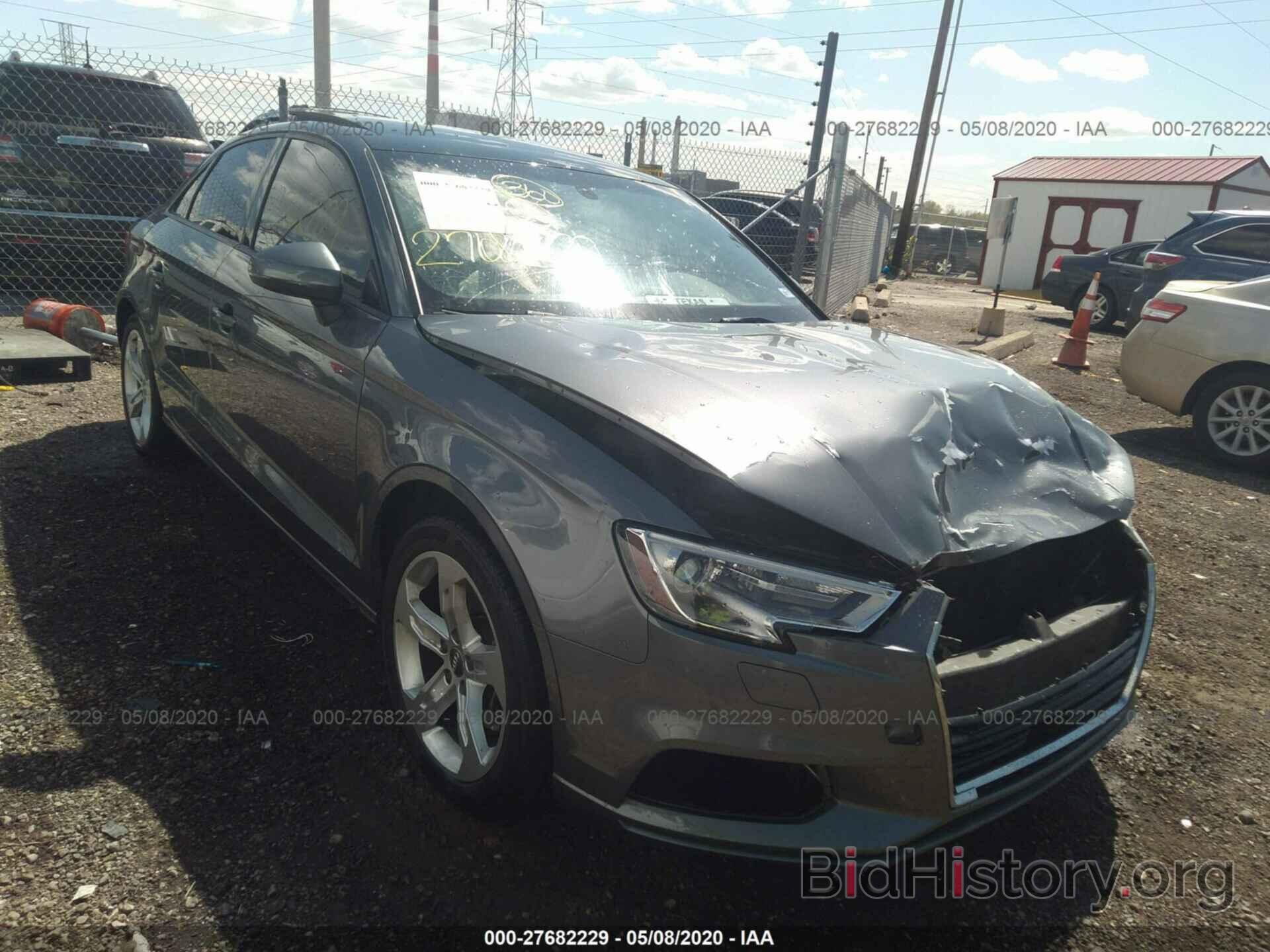 Photo WAUAUGFF2J1010891 - AUDI A3 SEDAN 2018