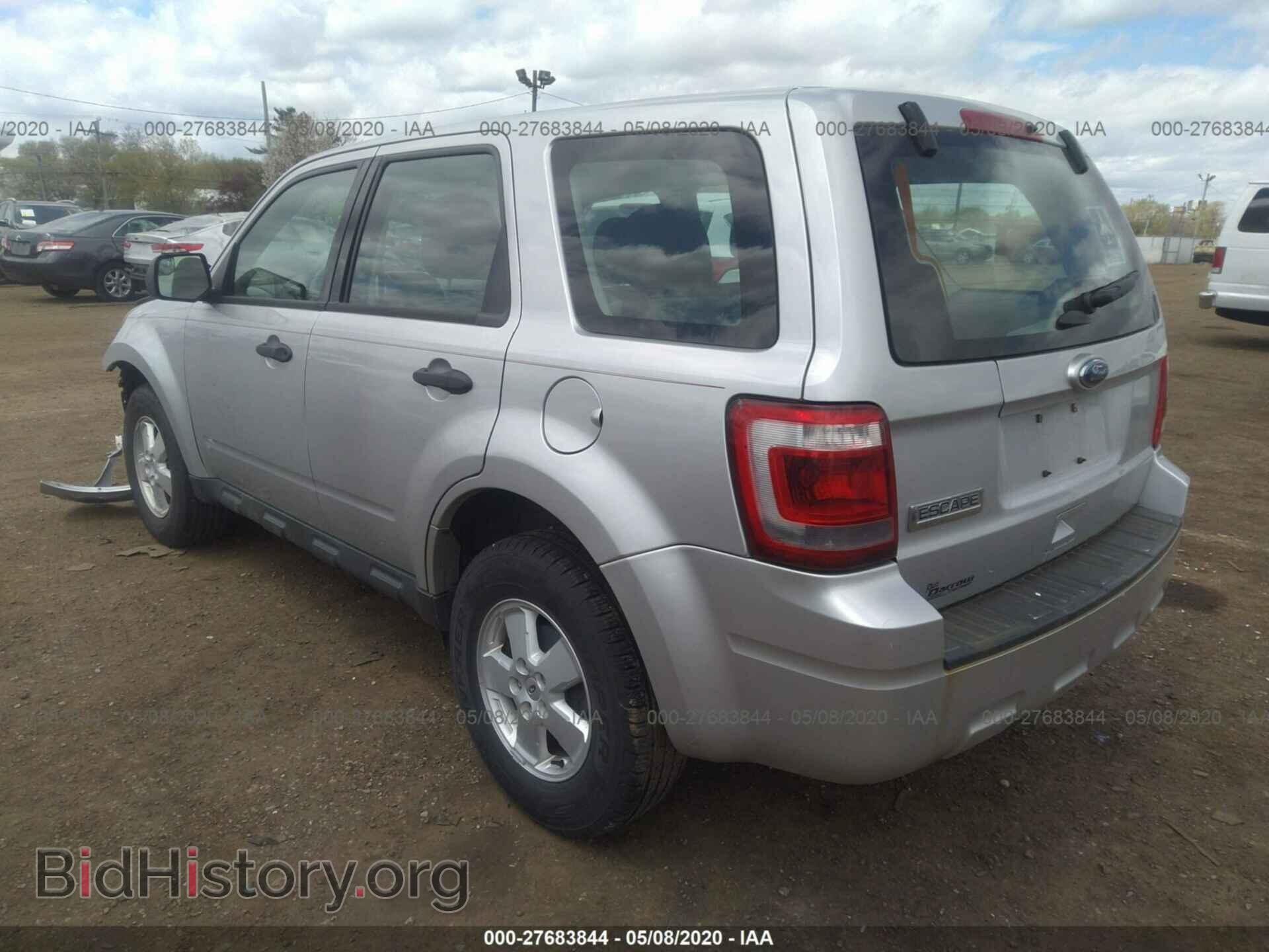 2011 FORD ESCAPE - VIN: 1FMCU9C77BKB44565 - Фото 3