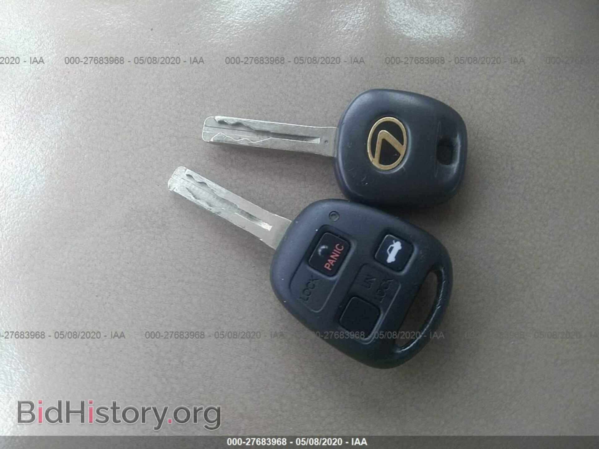 2002 LEXUS LS - VIN: JTHBN30F520086021 - Photo 11