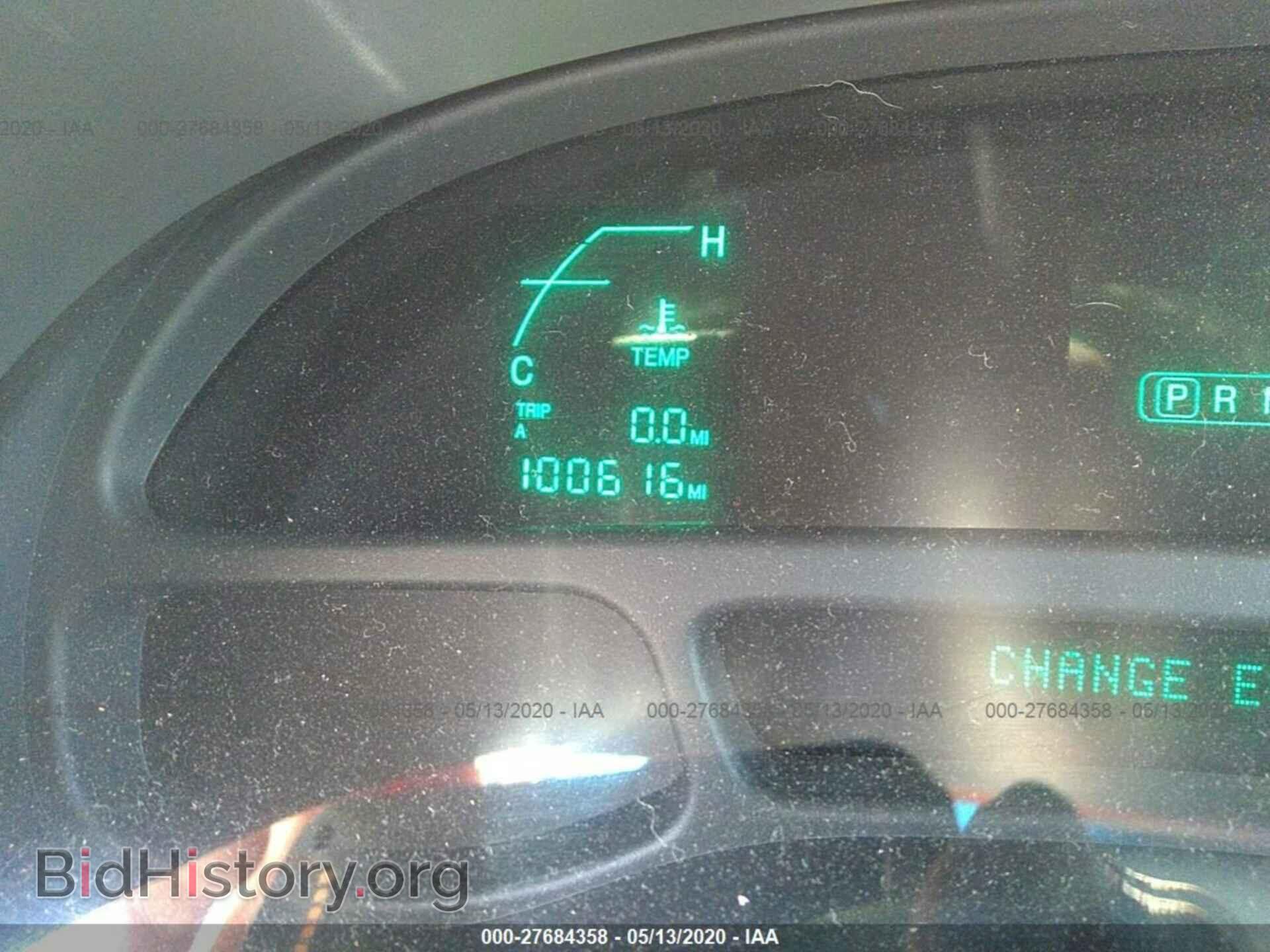 2002 Cadillac Deville - VIN: 1G6KD54Y62U207596 - Photo 7