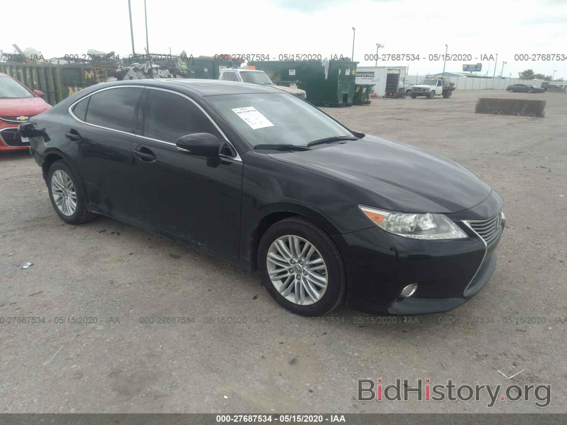 Photo JTHBK1GG4D2032650 - LEXUS ES 2013