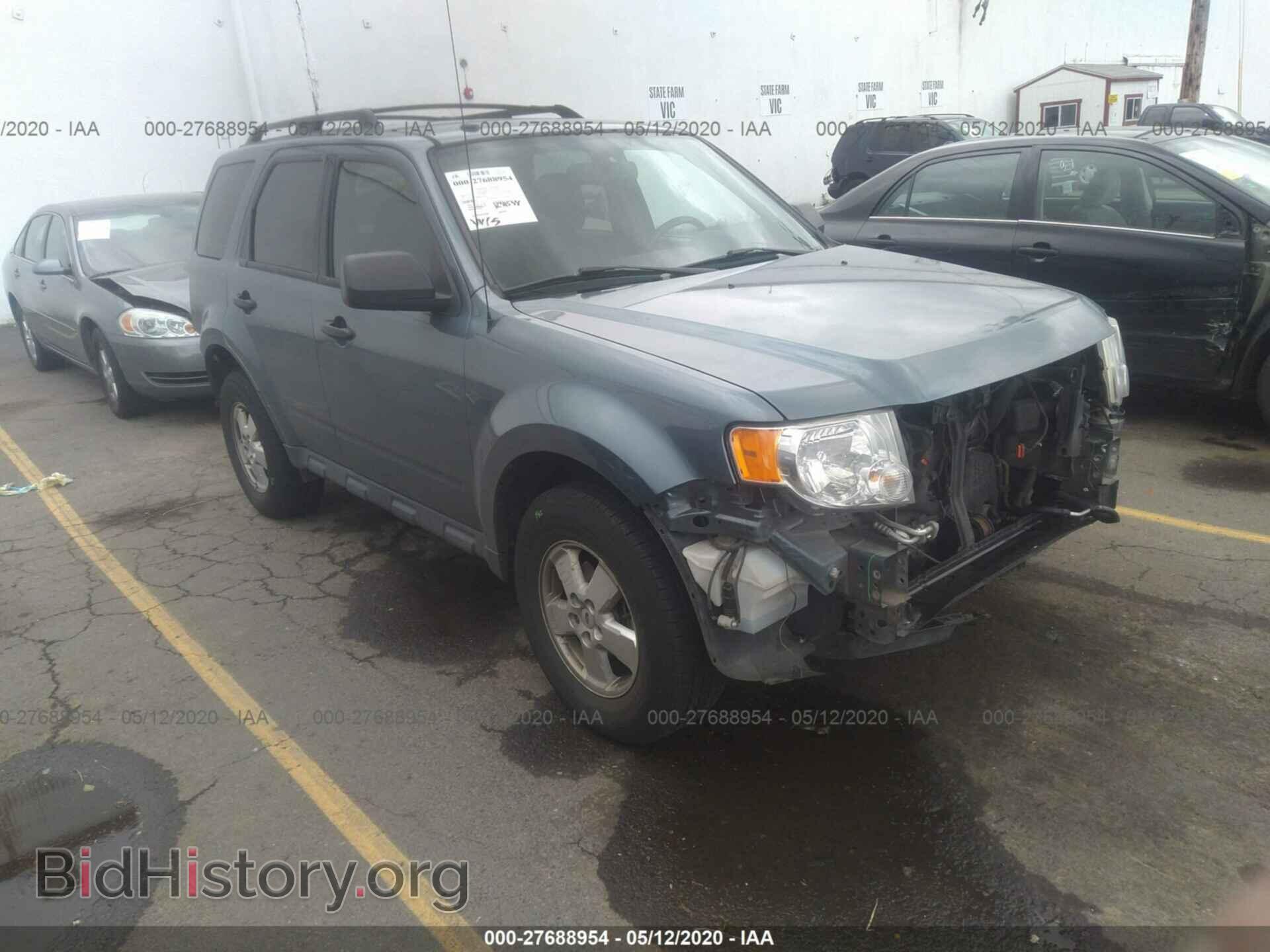 Фотография 1FMCU0D74BKB79462 - FORD ESCAPE 2011