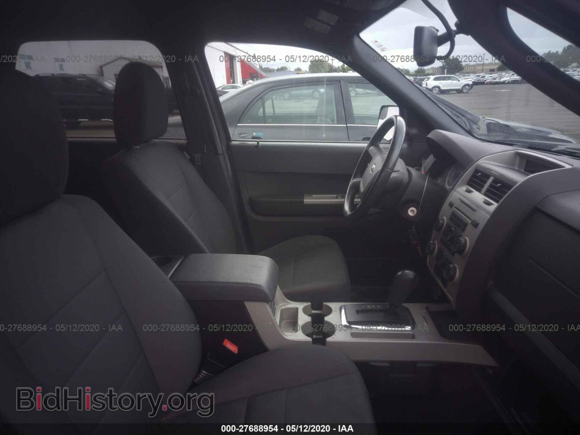 2011 FORD ESCAPE - VIN: 1FMCU0D74BKB79462 - Photo 5