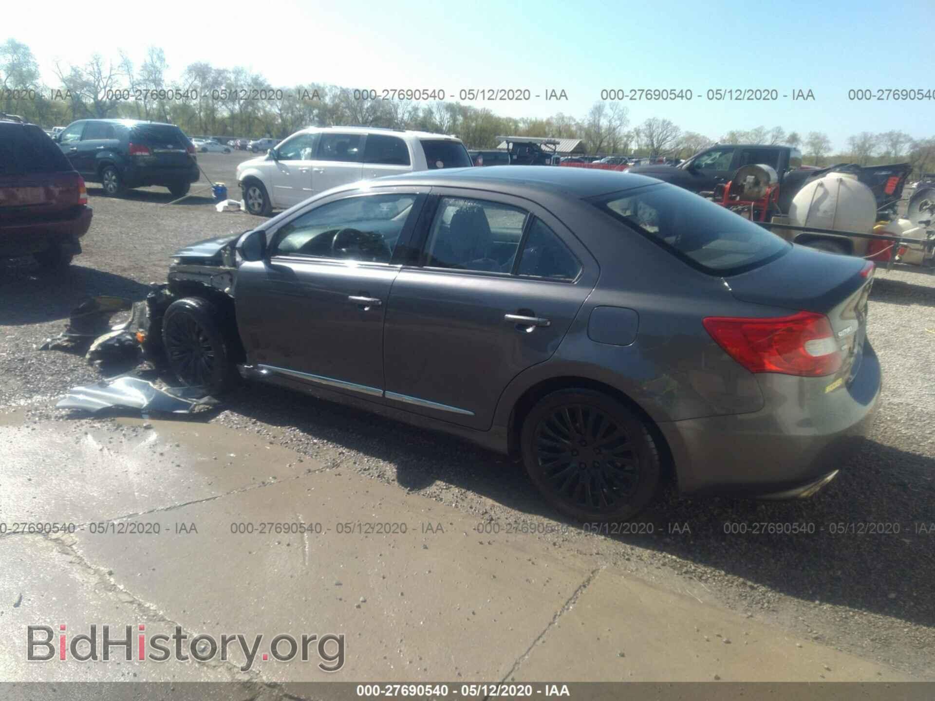 2010 SUZUKI KIZASHI - VIN: JS2RF9A71A6100277 - Photo 3