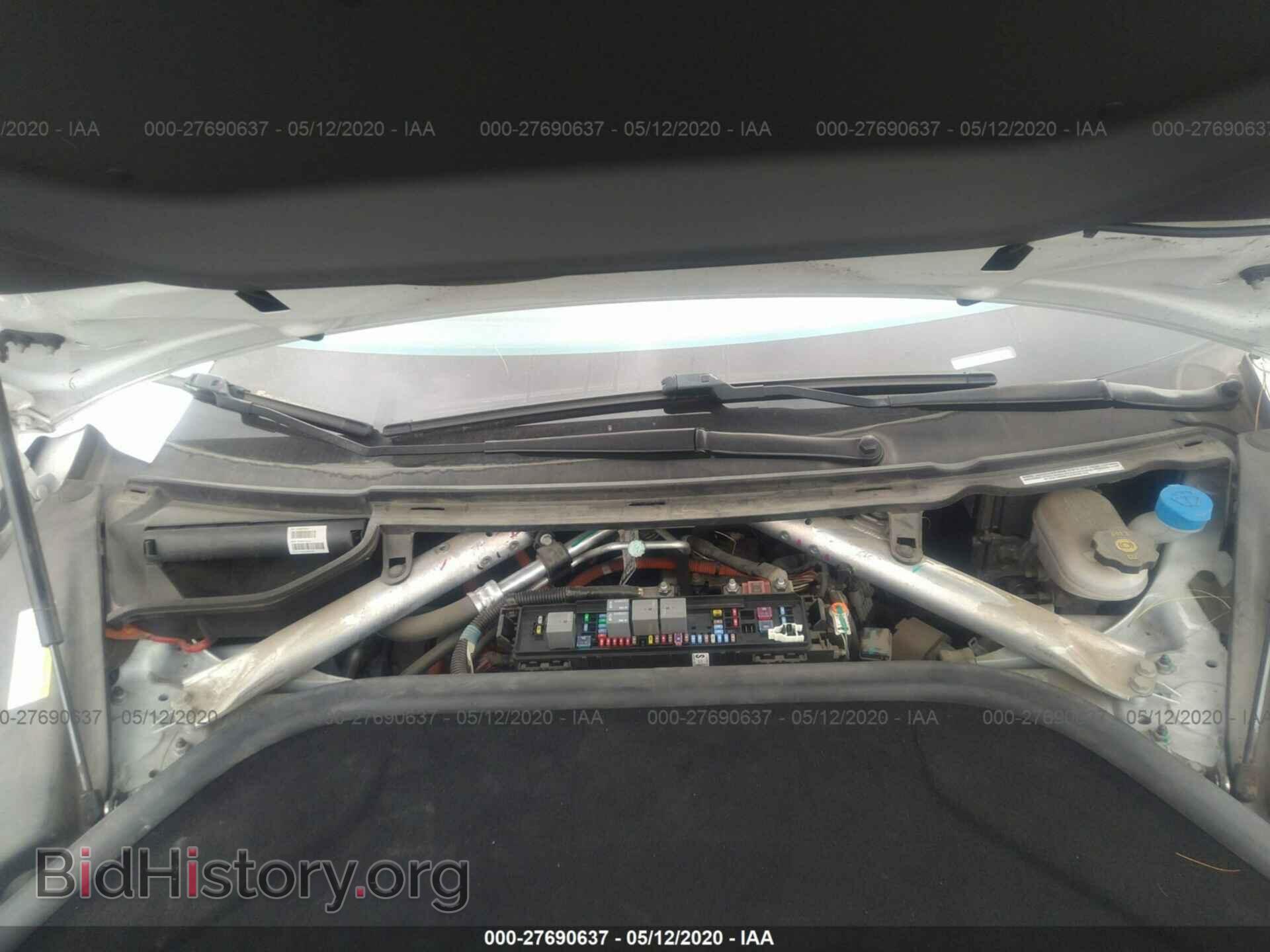 2015 TESLA MODEL S - VIN: 5YJSA1E22FF105204 - Фото 10