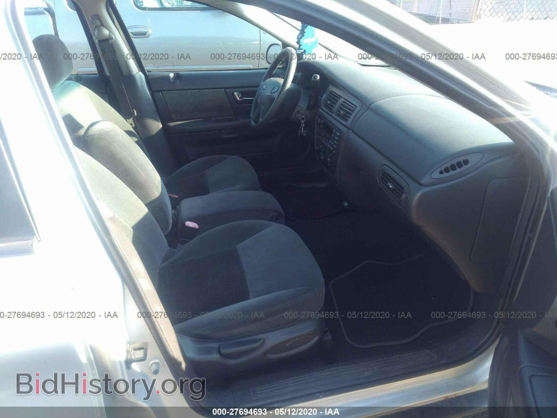 2003 Ford Taurus - VIN: 1FAFP53U83A109859 - Фото 5
