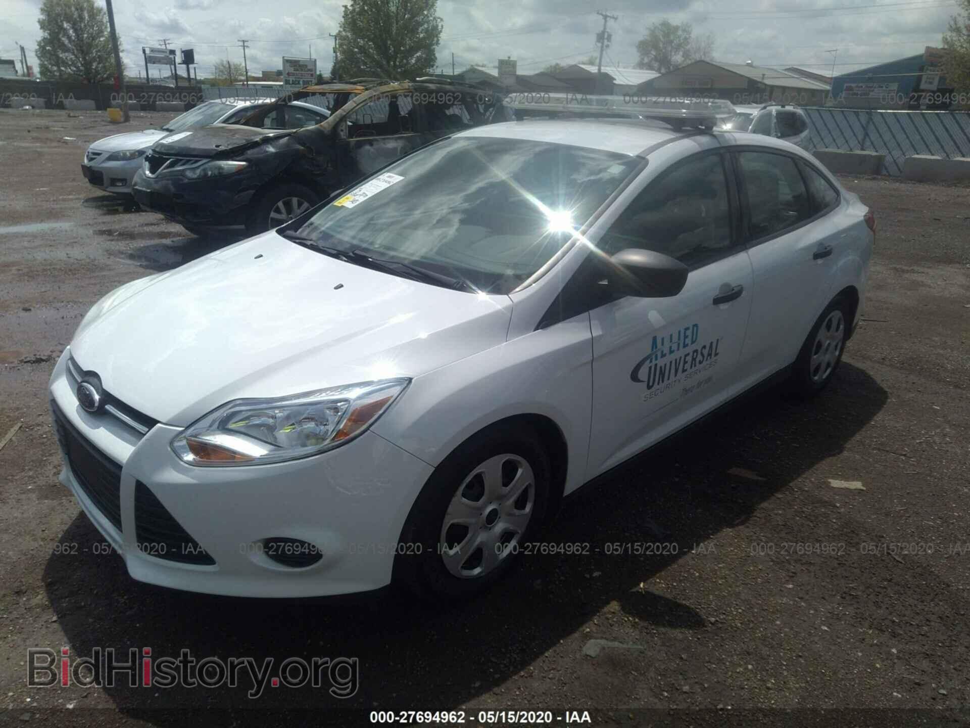 2014 FORD FOCUS - VIN: 1FADP3E21EL454858 - Фото 2