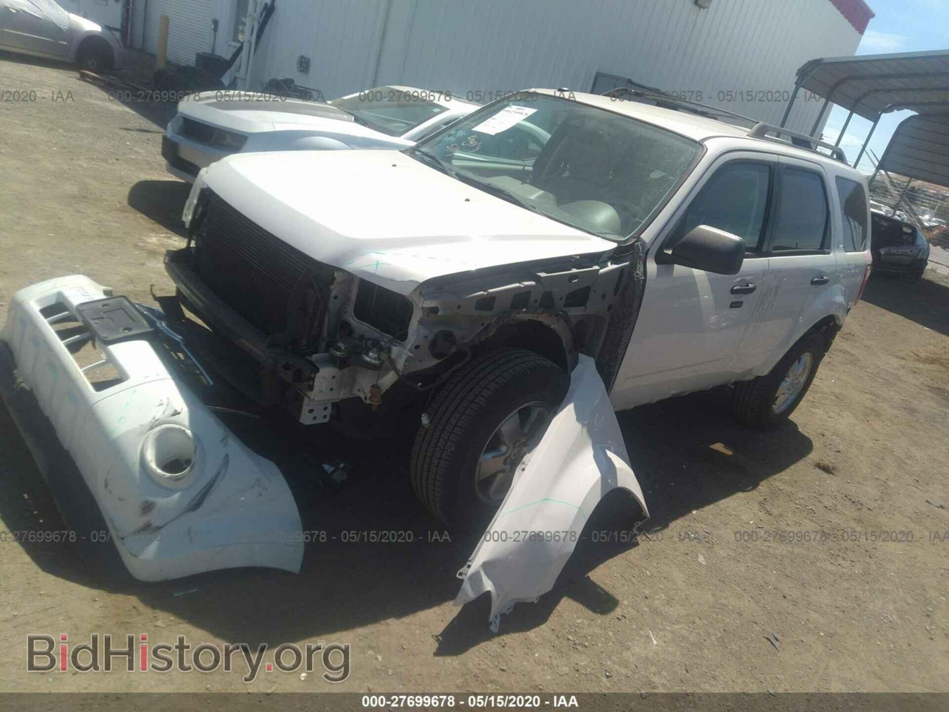 2011 FORD ESCAPE - VIN: 1FMCU0DG8BKC18084 - Photo 2