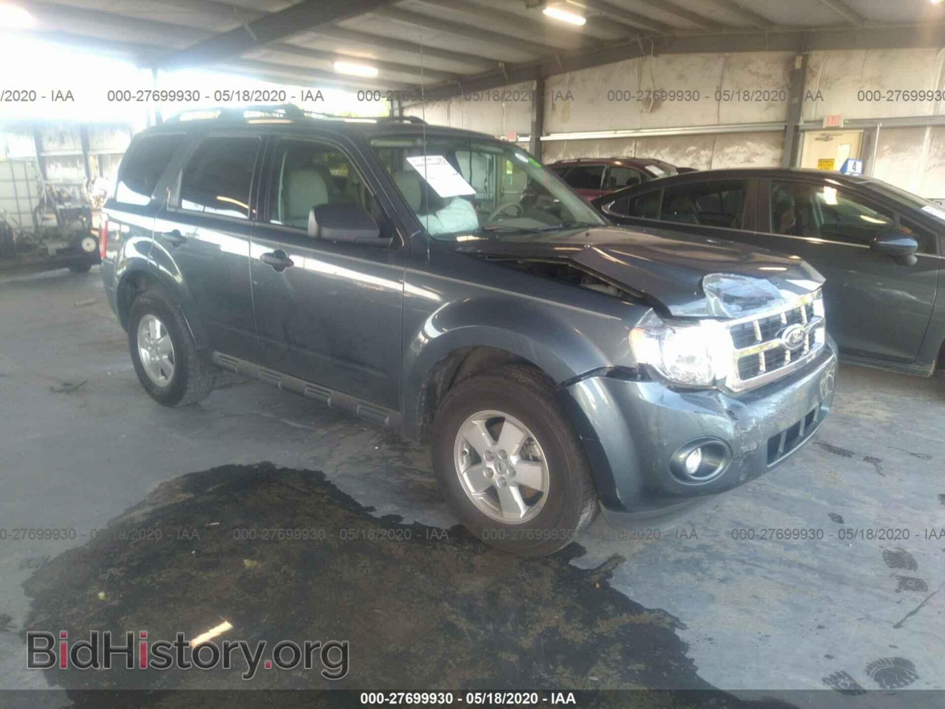 Фотография 1FMCU0DG8BKA41892 - FORD ESCAPE 2011