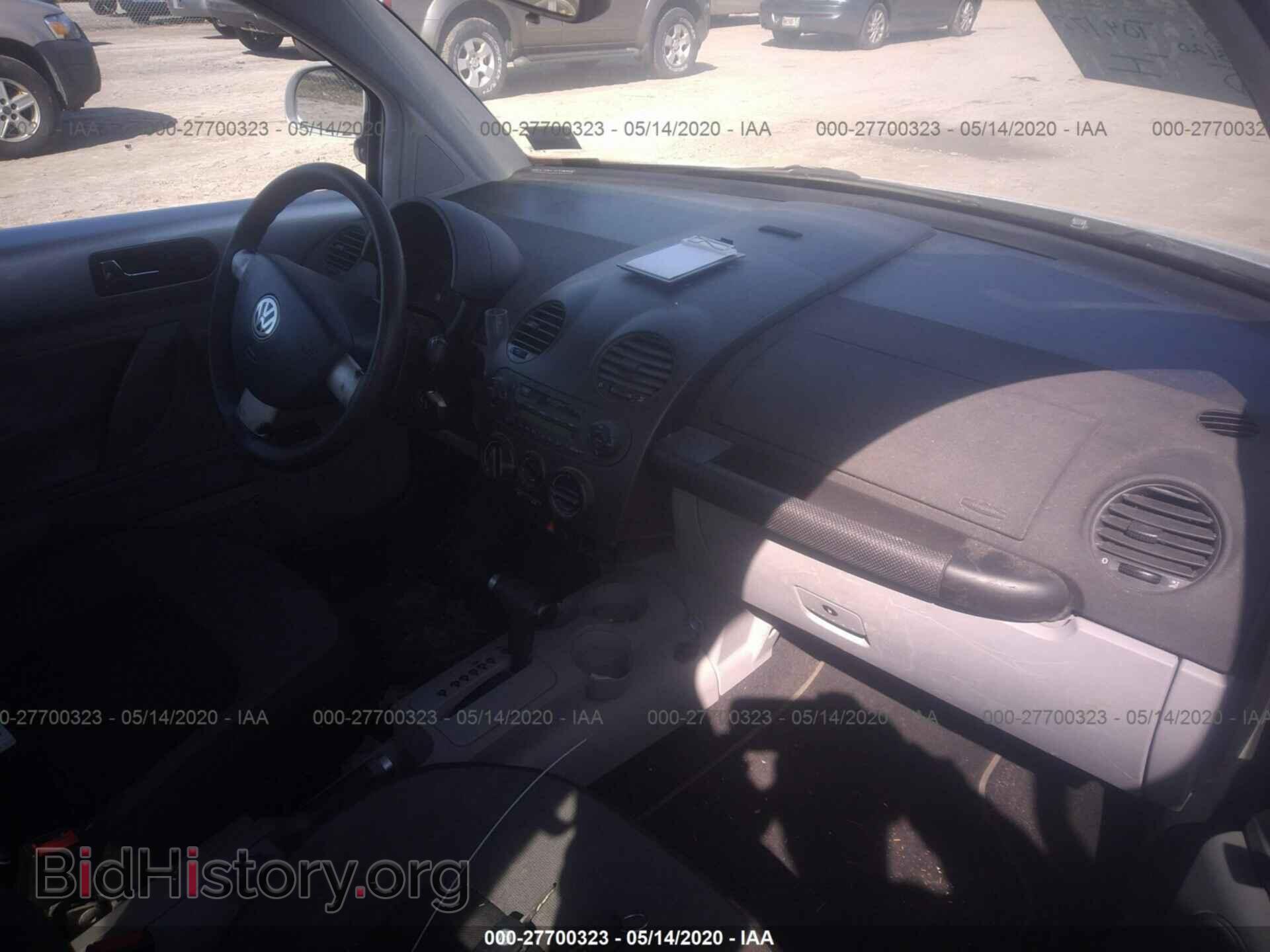 2000 VOLKSWAGEN NEW BEETLE - VIN: 3VWBC21C1YM413782 - Фото 5