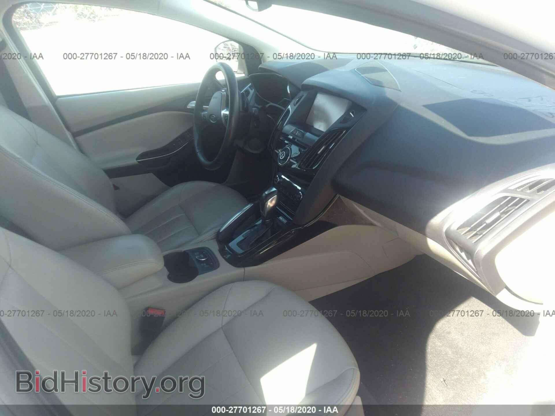 2012 FORD FOCUS ELECTRIC - VIN: 1FAHP3R46CL363904 - Фото 5