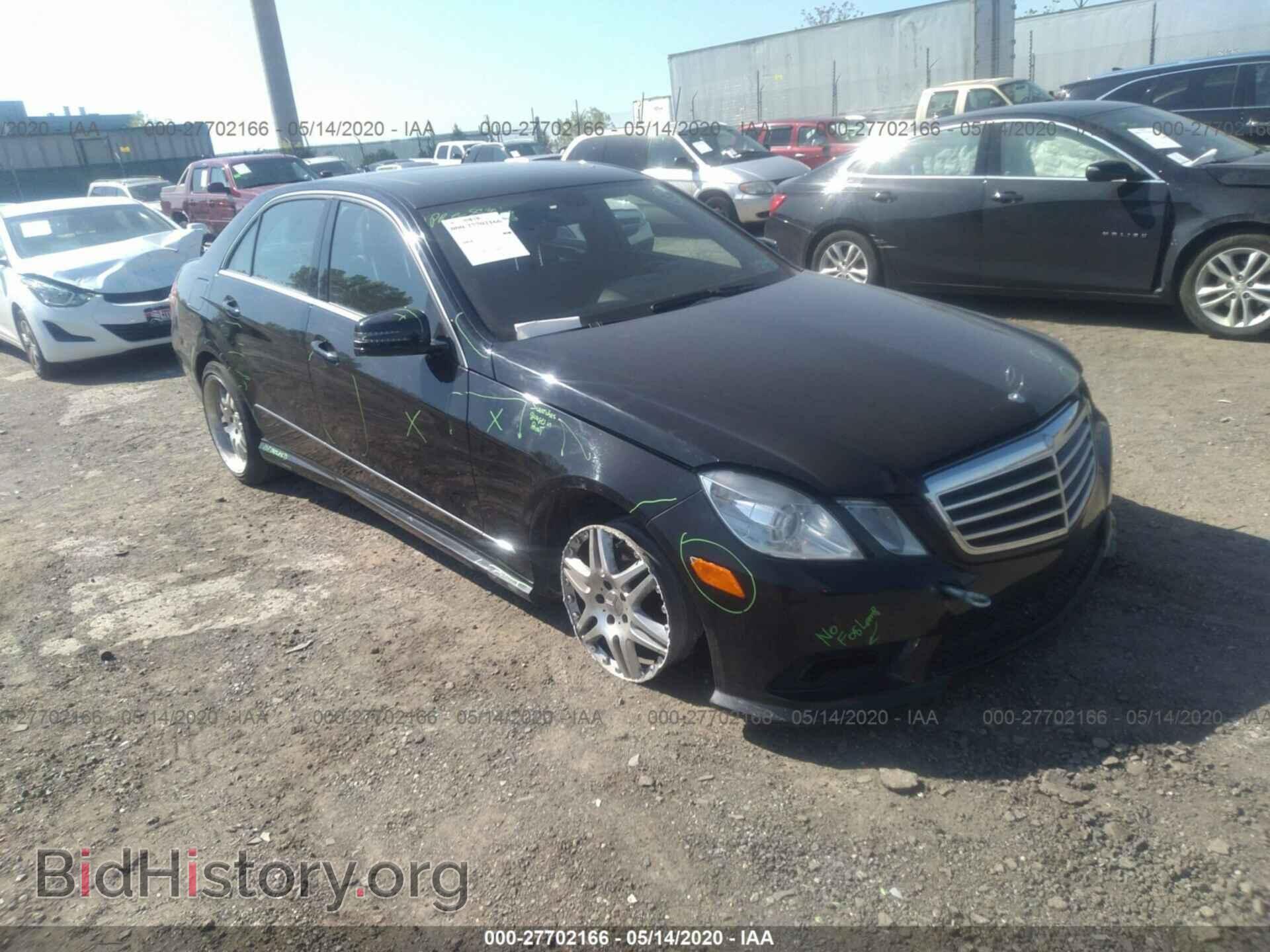 Photo WDDHF8HB2BA442996 - MERCEDES-BENZ E 2011