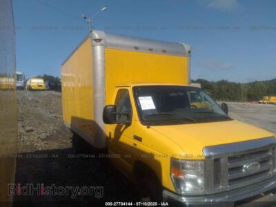 2014 Ford ECONOLINE E350 Super Duty Ctway Van, yellow — VIN 1FDWE3FL1EDA83514, IAAI