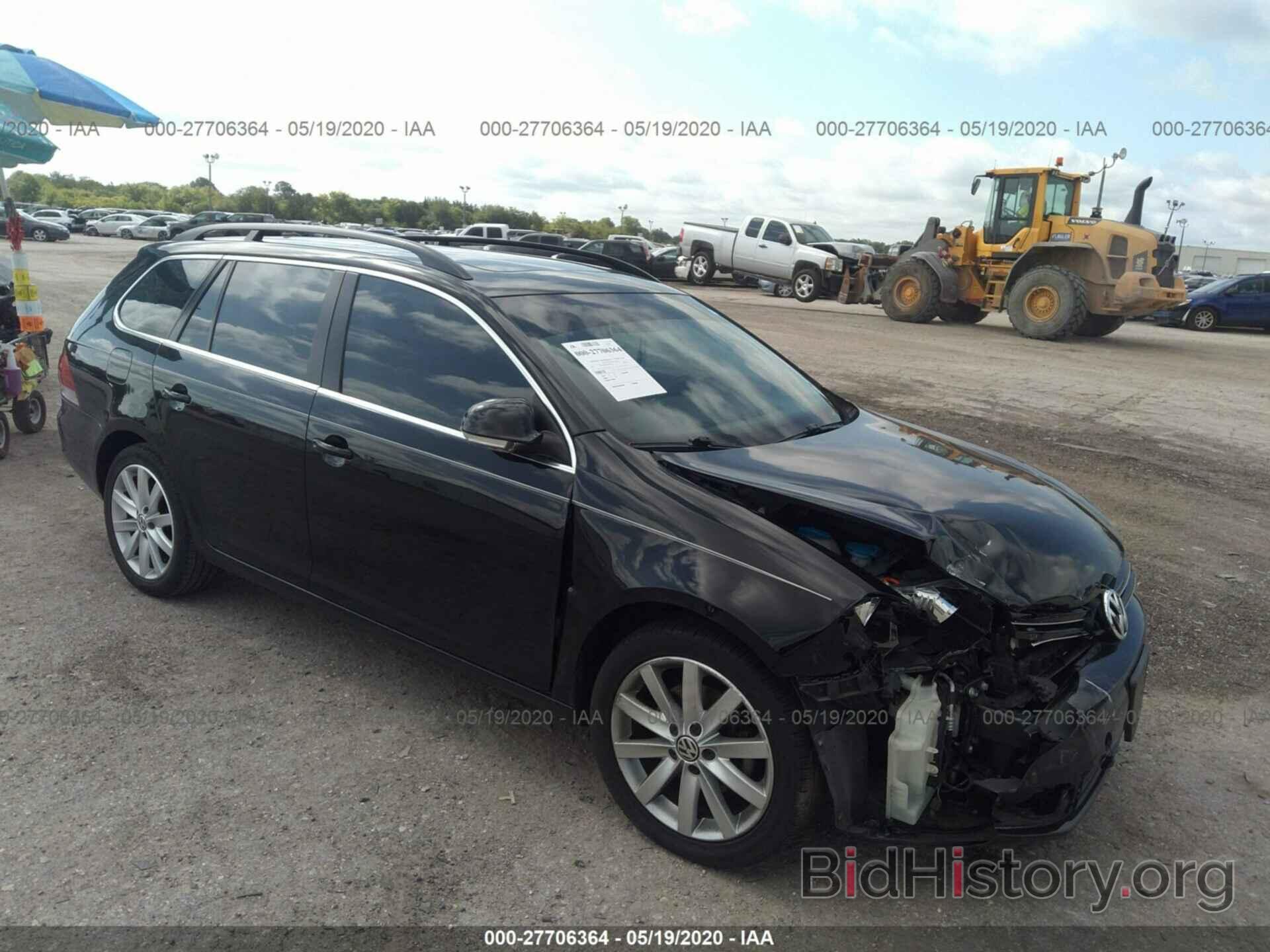 Photo 3VWPX7AJ7BM615121 - VOLKSWAGEN JETTA SPORTWAGEN 2011