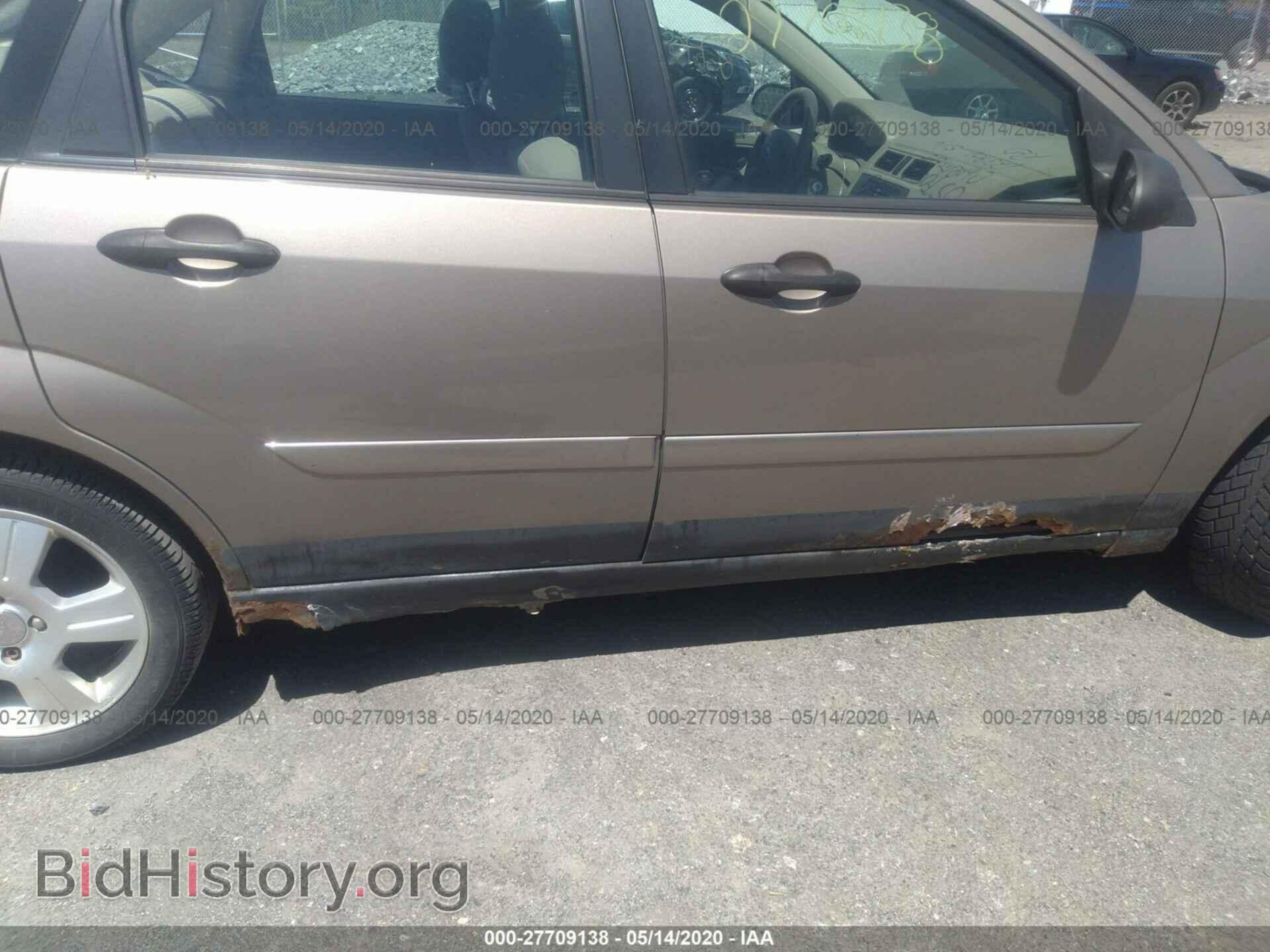 2005 Ford Focus - VIN: 1FAFP34N95W165357 - Фото 6