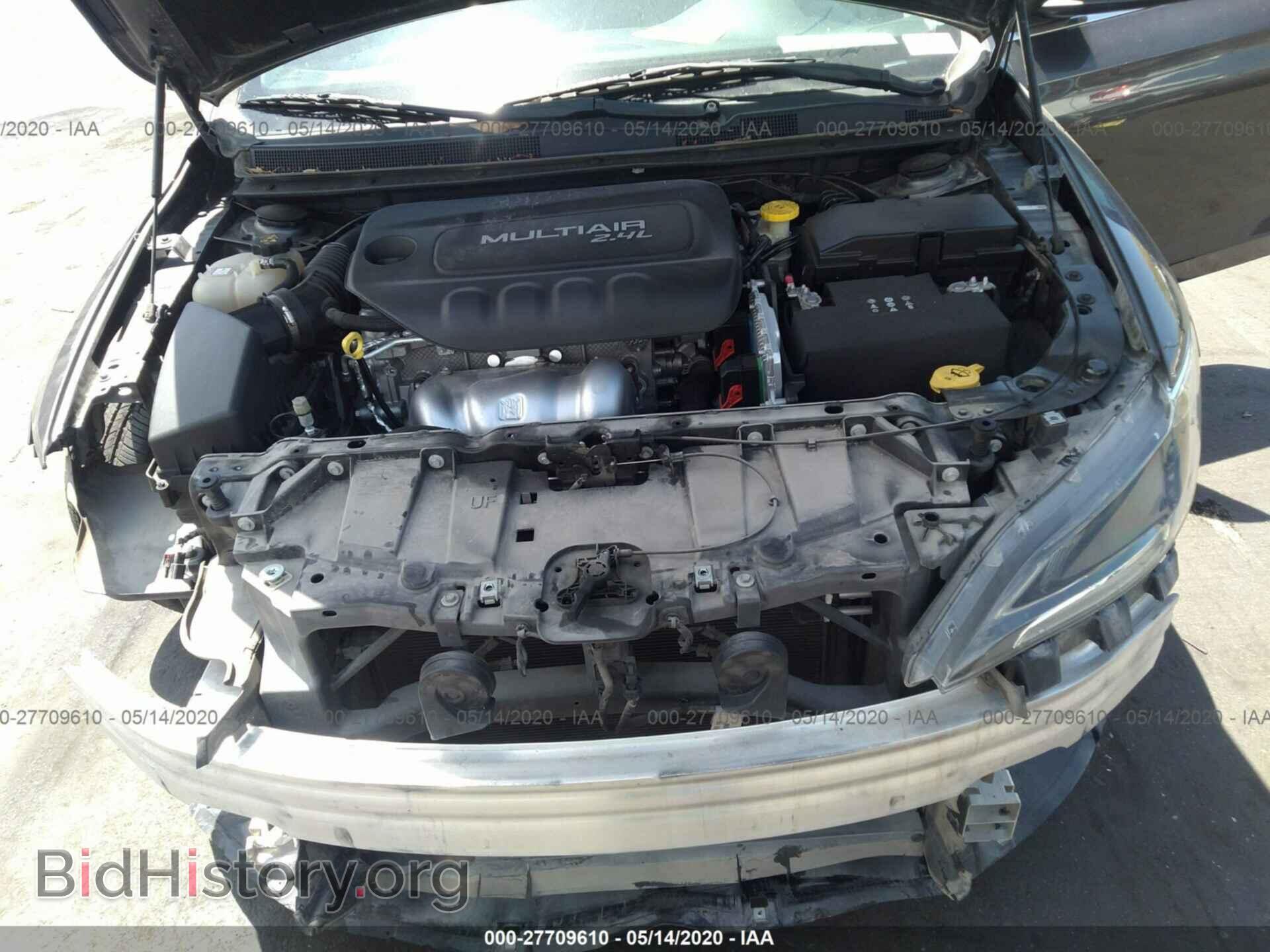 2016 CHRYSLER 200 - VIN: 1C3CCCAB5GN119220 - Фото 10